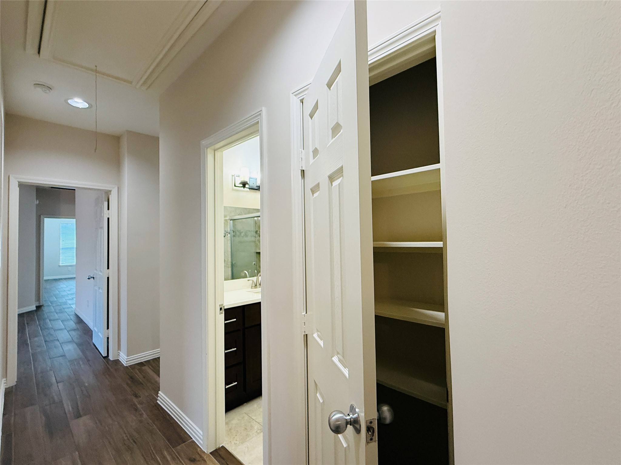 5222 Hanneck Valley Lane Property Photo 32