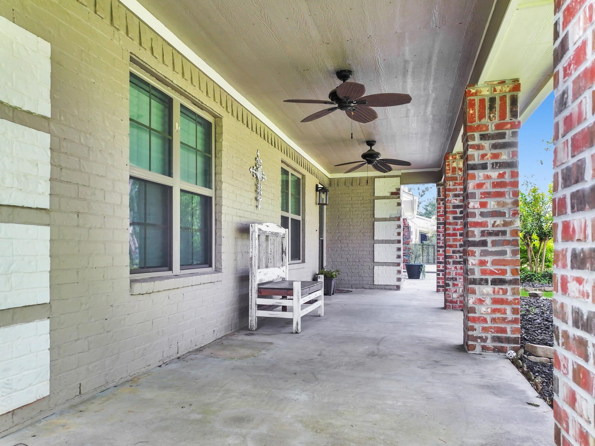 1255 E Pineshadows Drive Property Photo 30