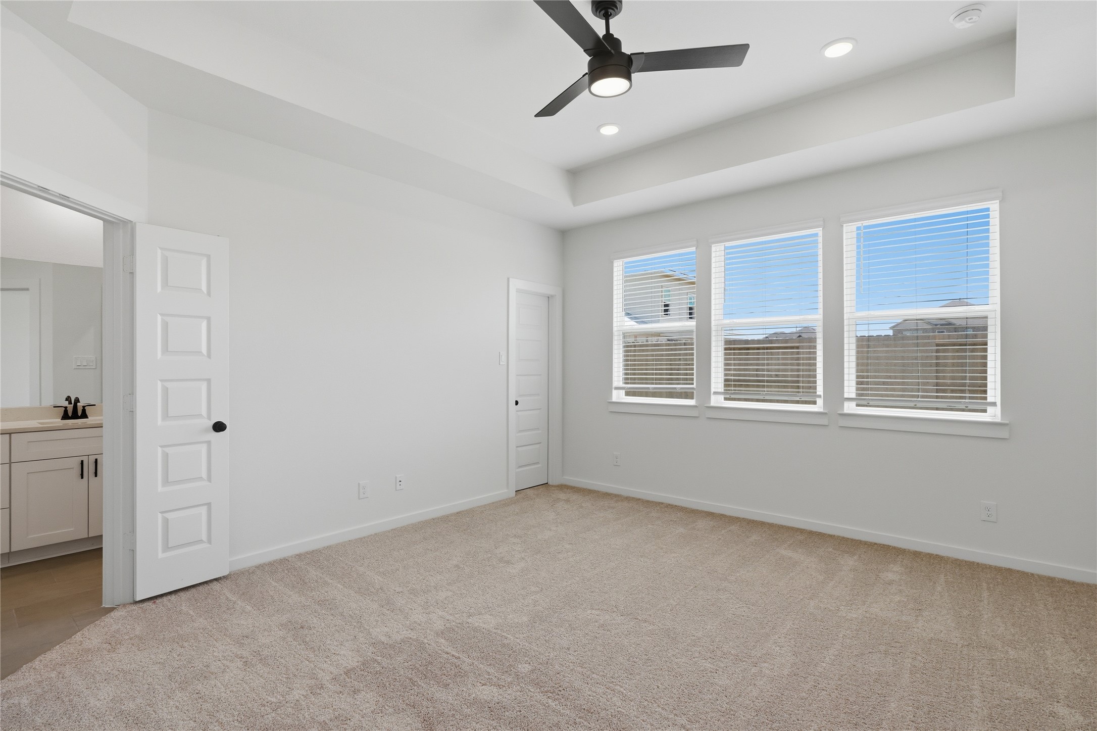 3502 Sago Palm Drive Property Photo 5