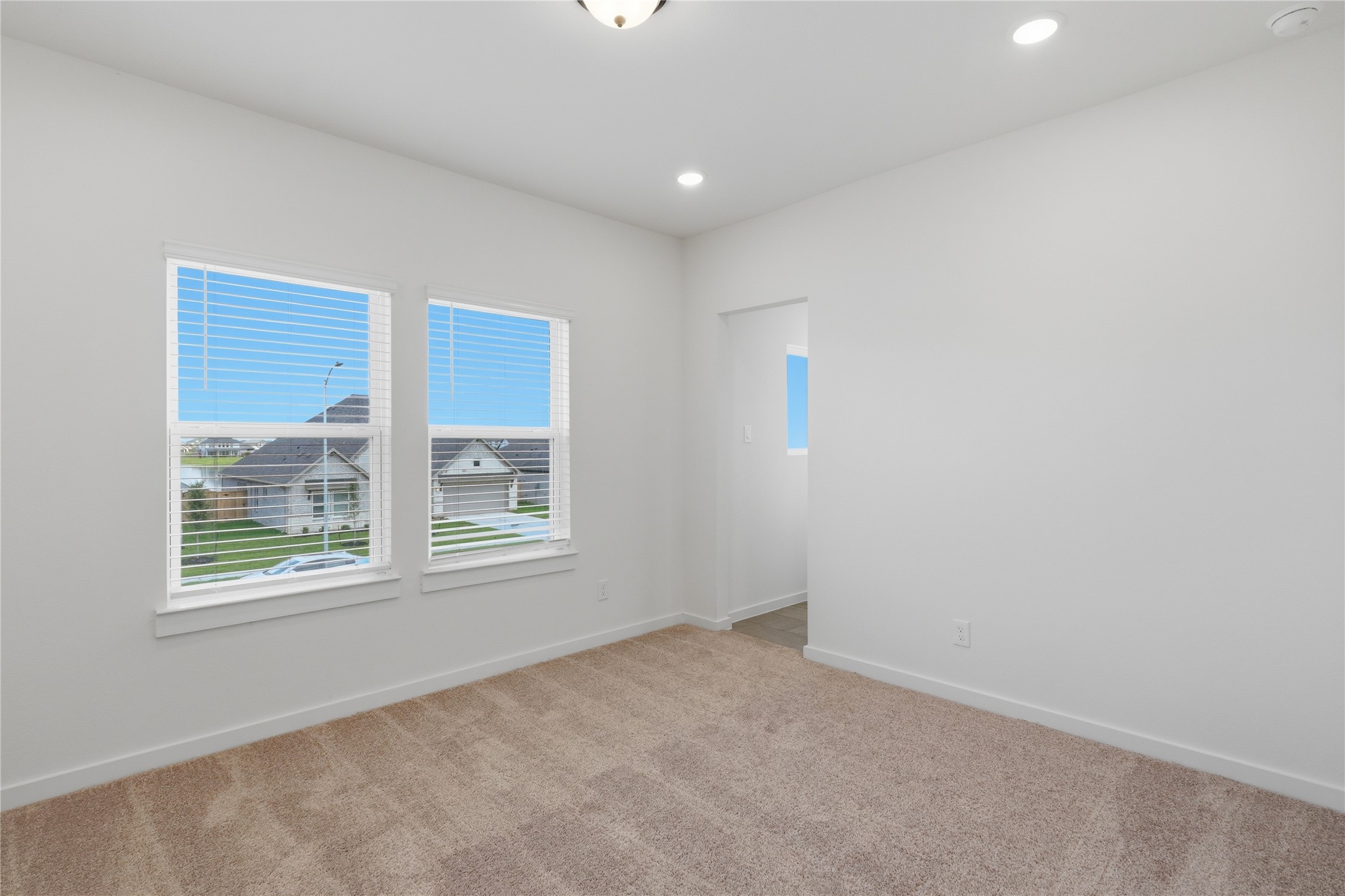 3502 Sago Palm Drive Property Photo 7