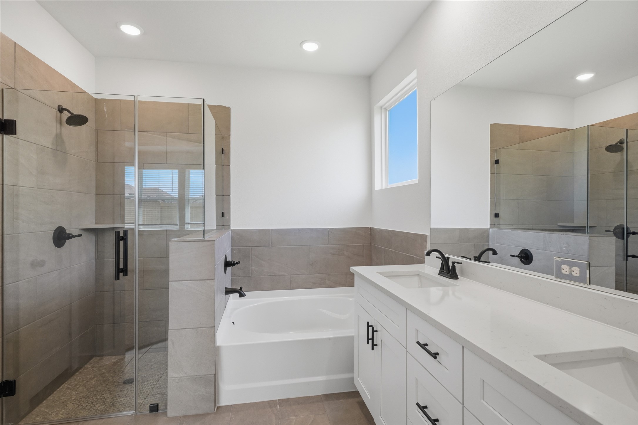 3502 Sago Palm Drive Property Photo 12