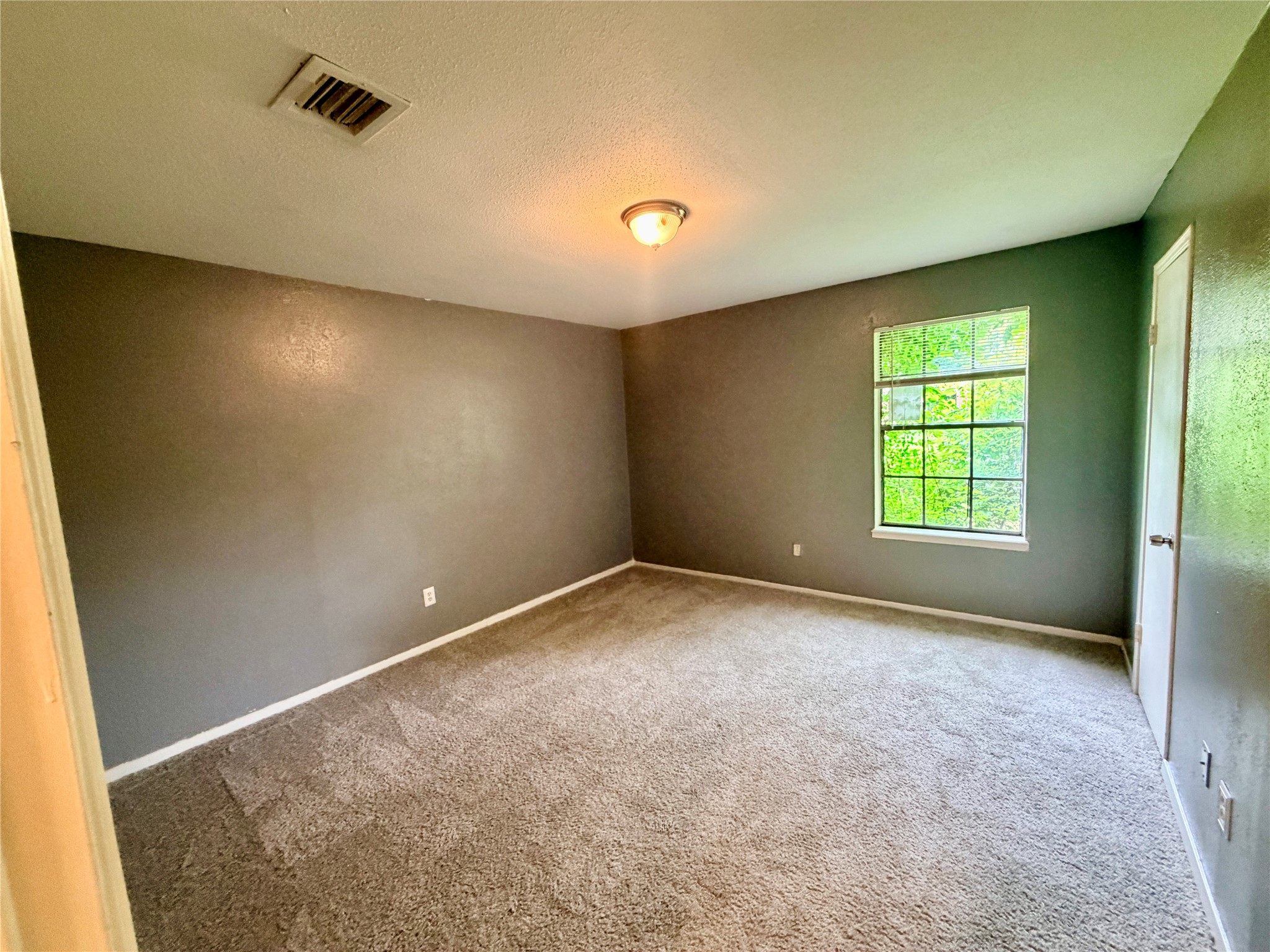 15811 Nutcracker Court Property Photo 21