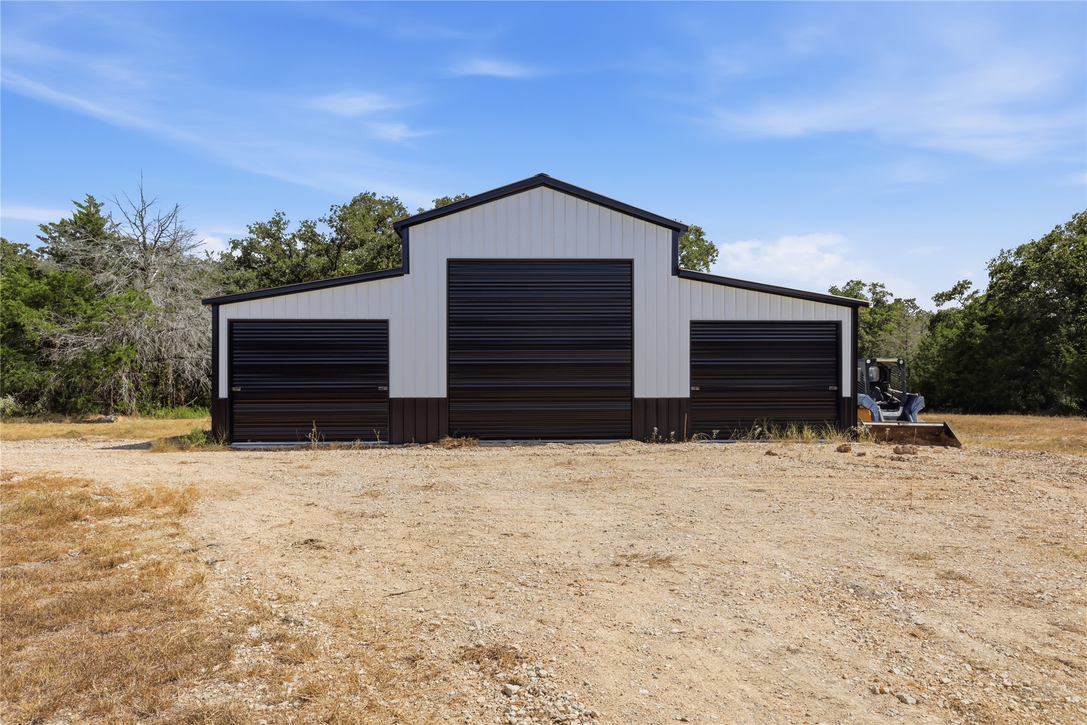 4241 County Road 415 Property Photo 5