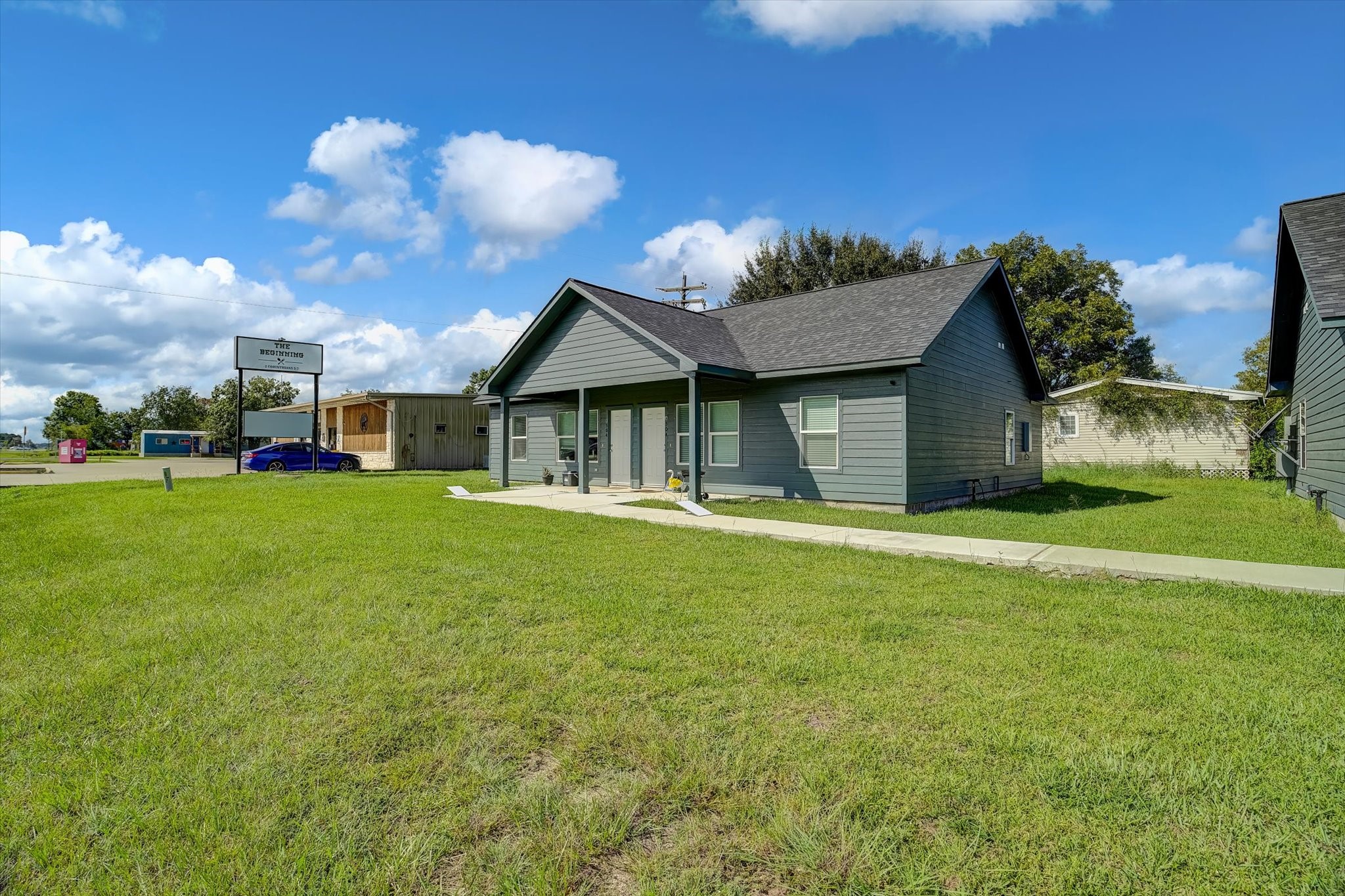1318 Stowell Street Property Photo 5
