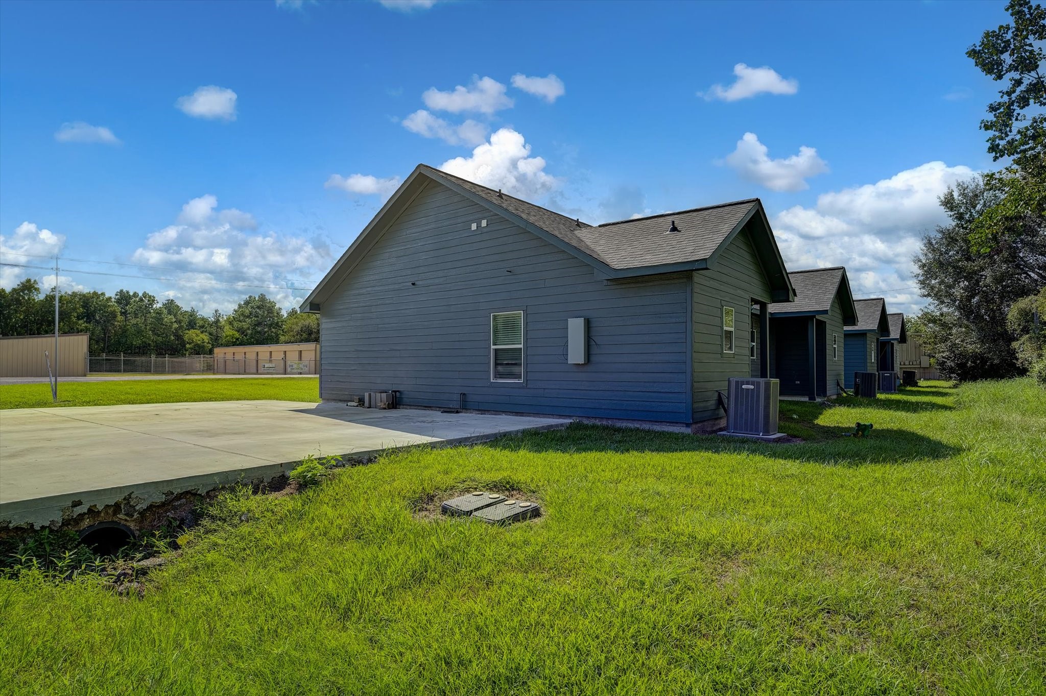 1318 Stowell Street Property Photo 8