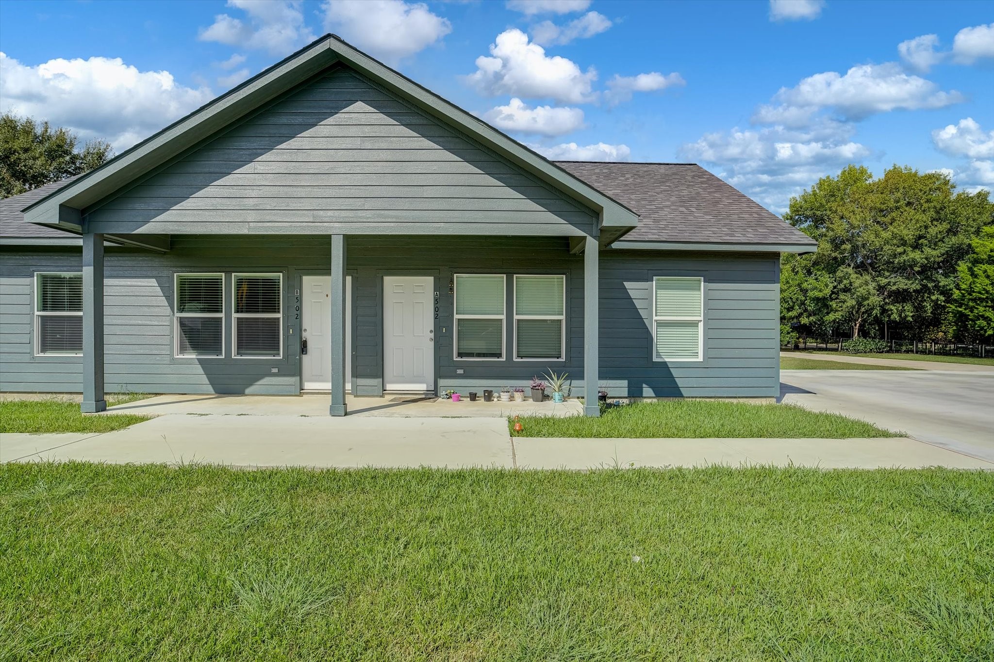 1318 Stowell Street Property Photo 12
