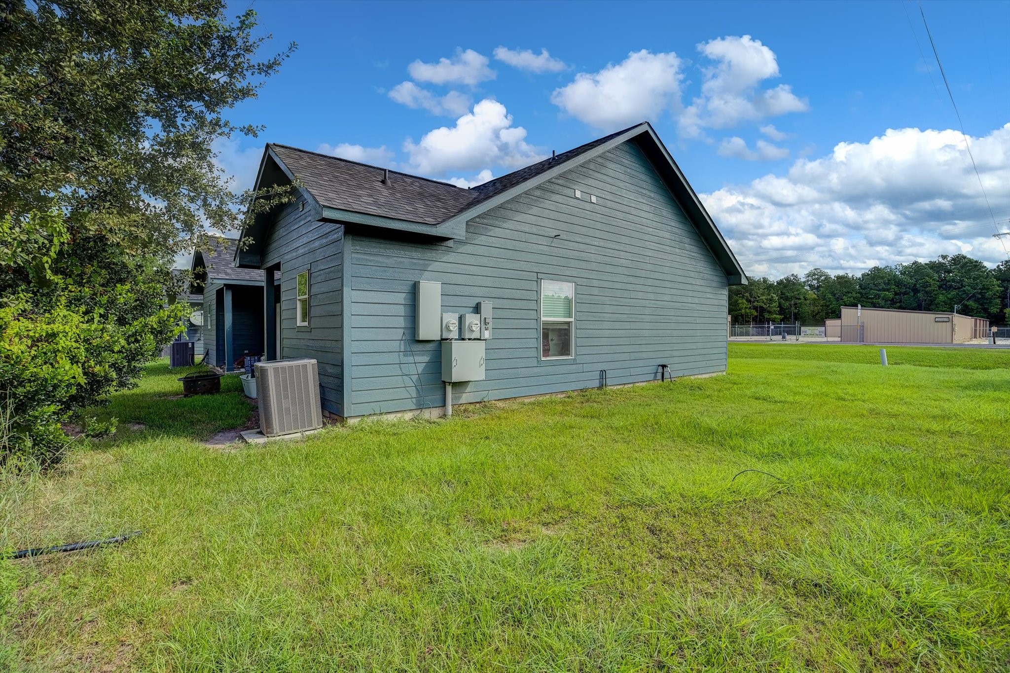1318 Stowell Street Property Photo 34