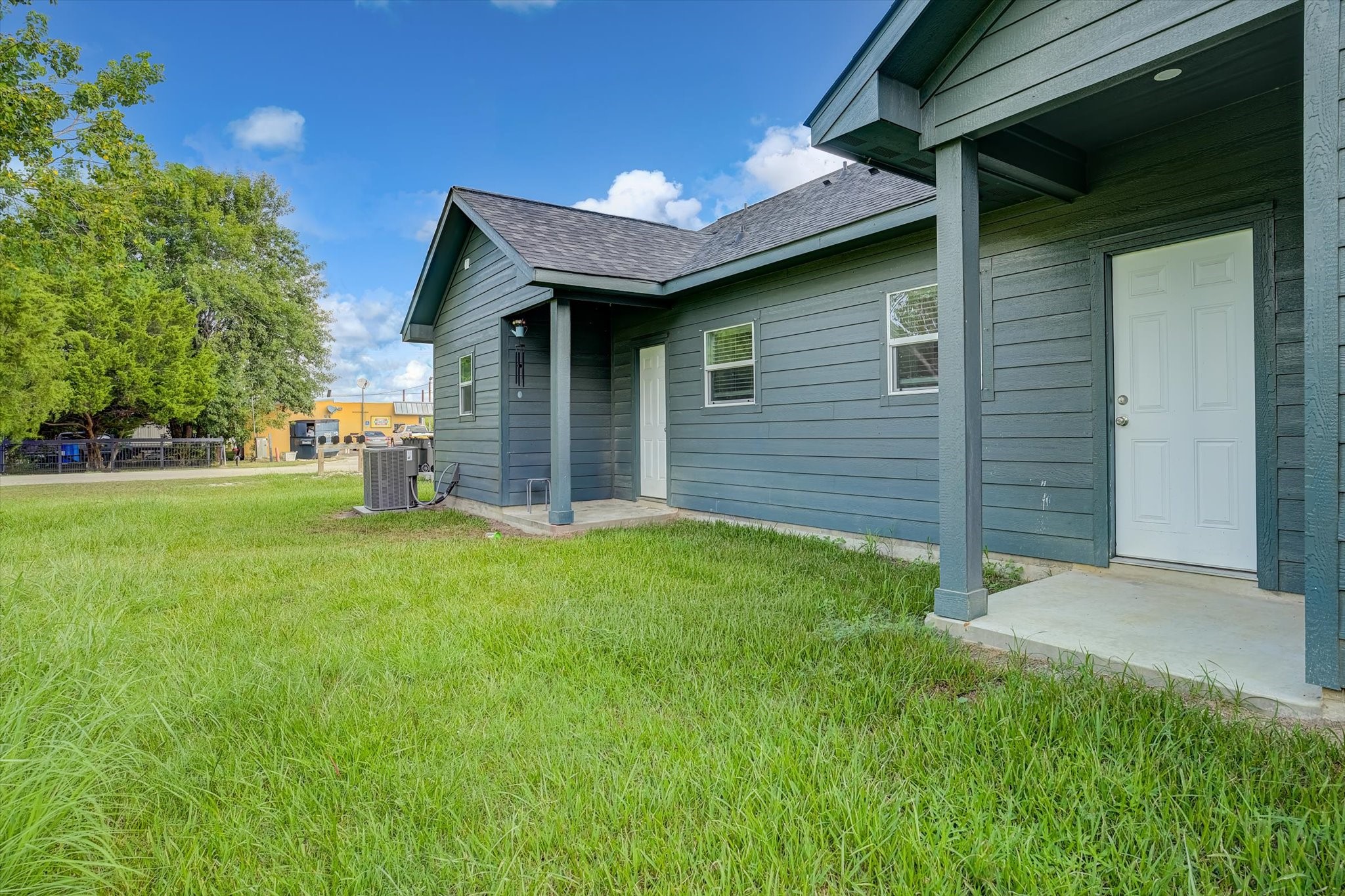 1318 Stowell Street Property Photo 37