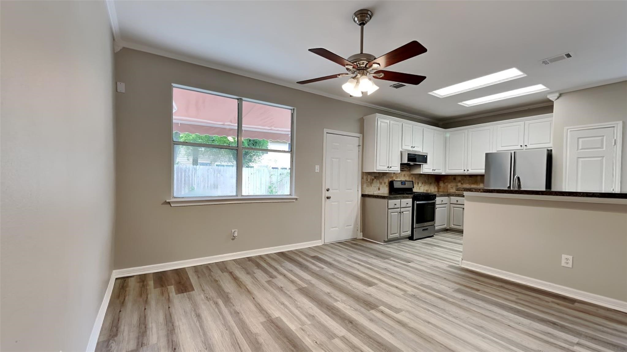 6406 Encenada Green Trail Property Photo 4