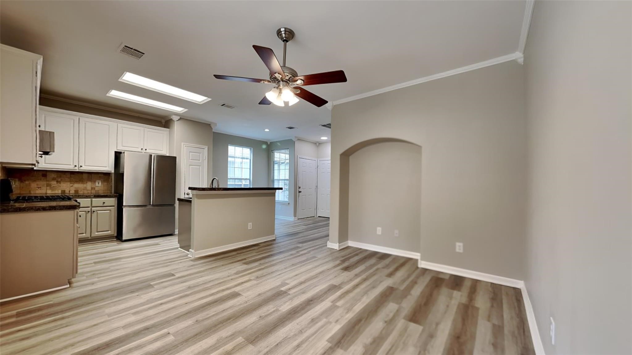 6406 Encenada Green Trail Property Photo 8