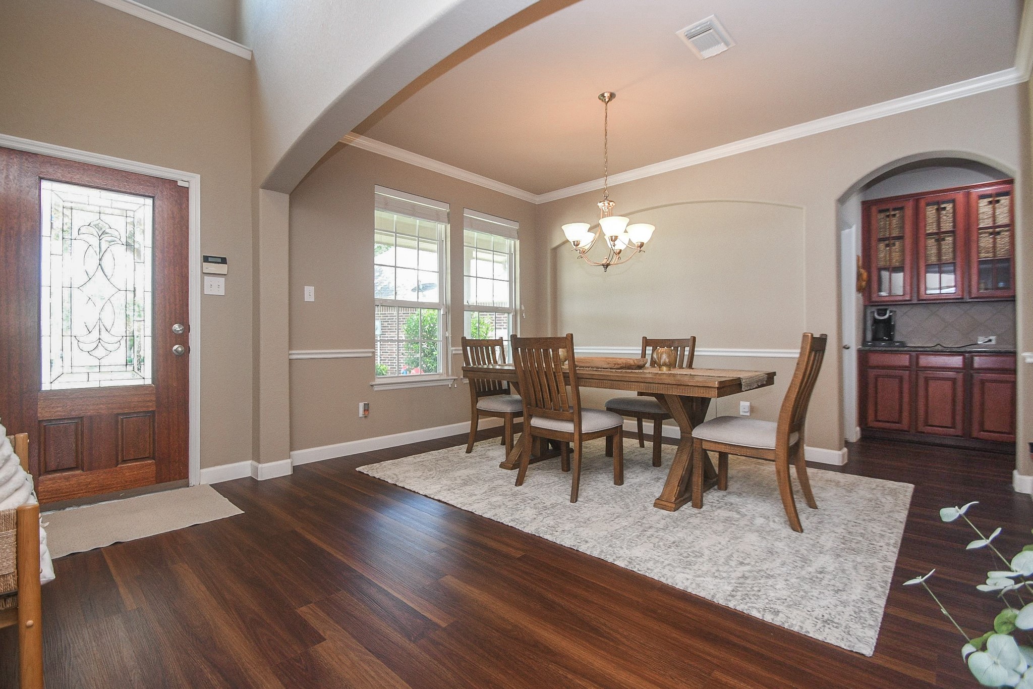 7902 Ascot Garden Property Photo 4