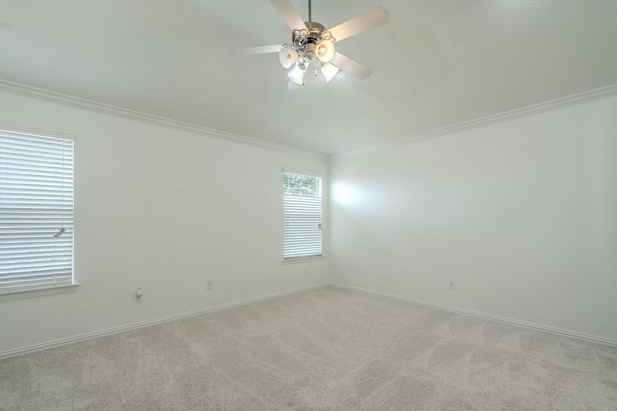 2811 Chaplin Place Drive Property Photo 12