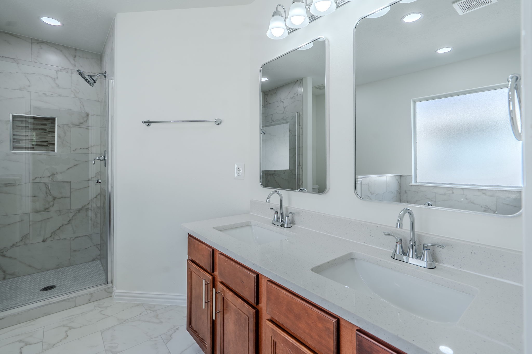 2811 Chaplin Place Drive Property Photo 14