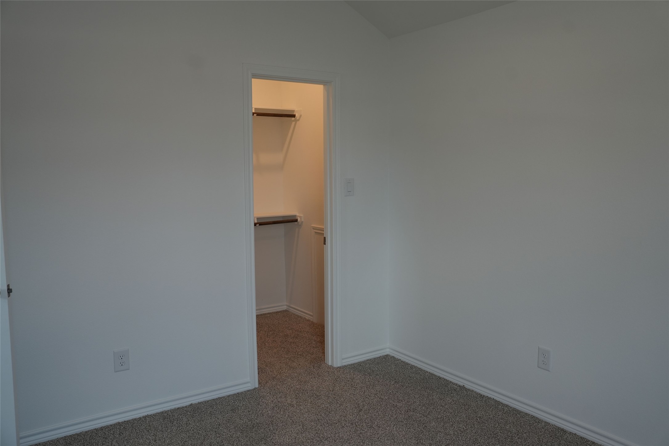 400 Cedar Chase Court Property Photo 14