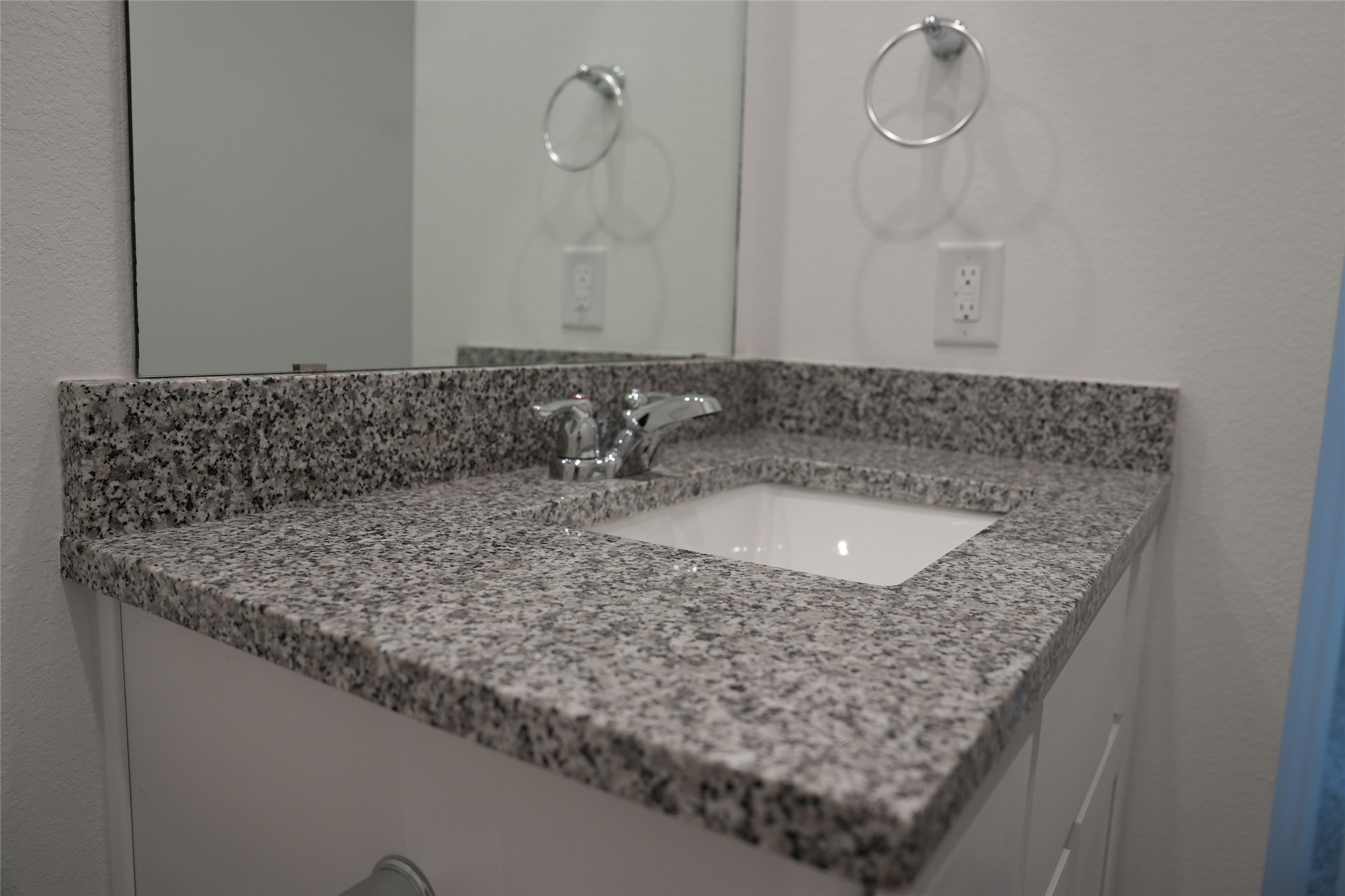 400 Cedar Chase Court Property Photo 18