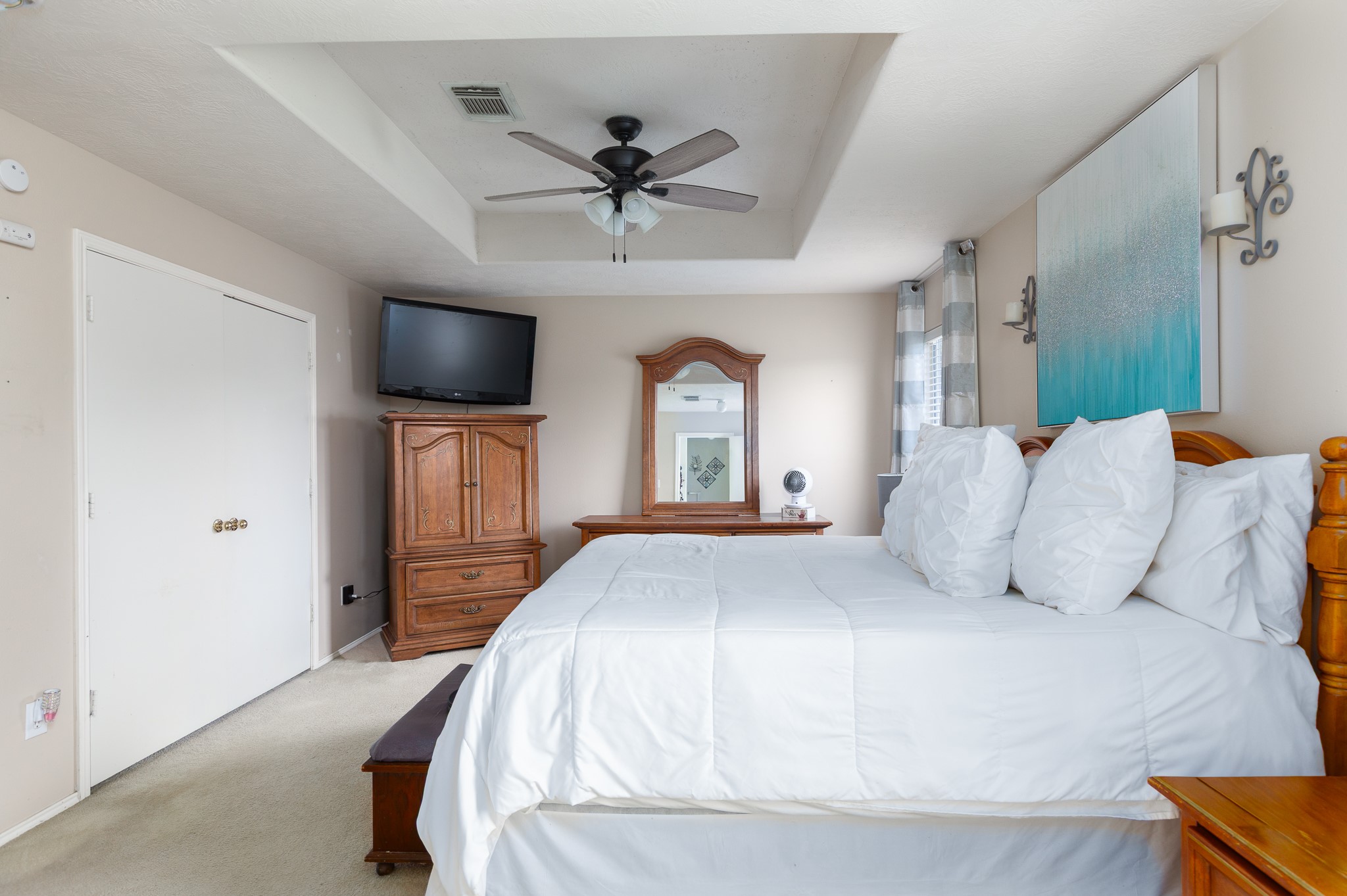 24027 Kingbriar Drive Property Photo 11