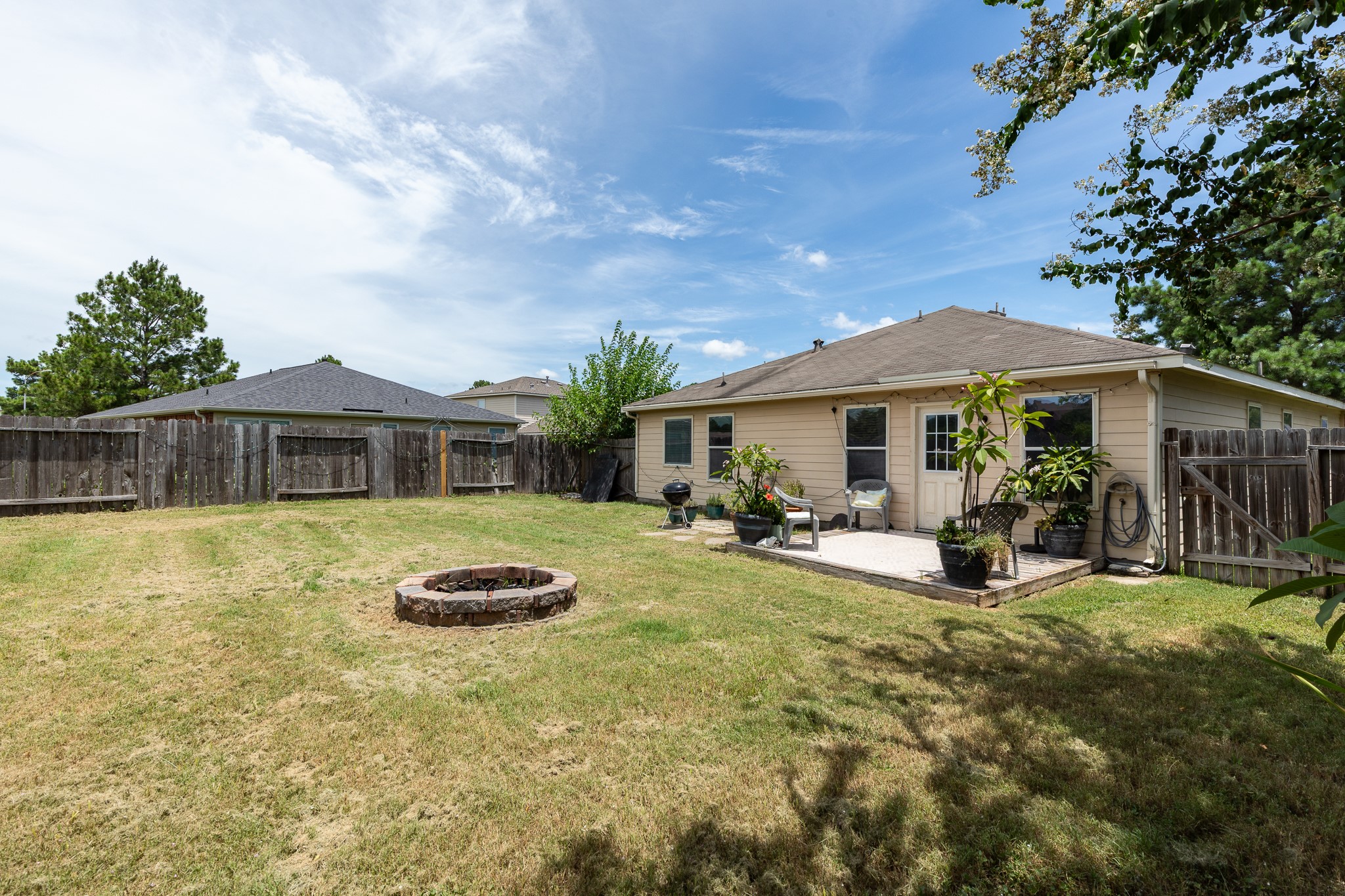 24027 Kingbriar Drive Property Photo 19