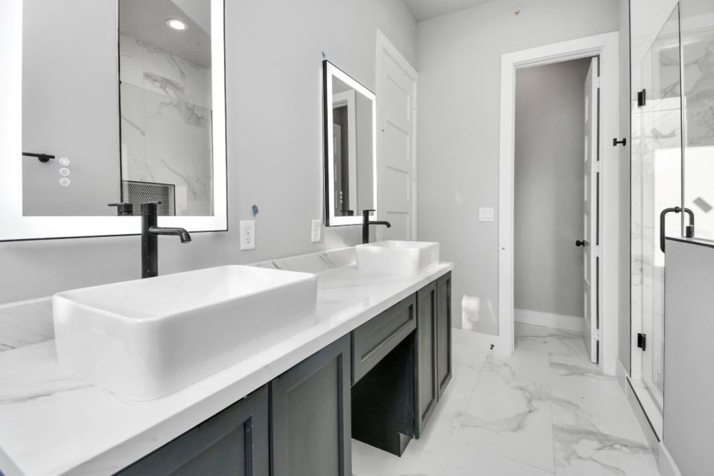 1320 Eberhard Street Property Photo 35