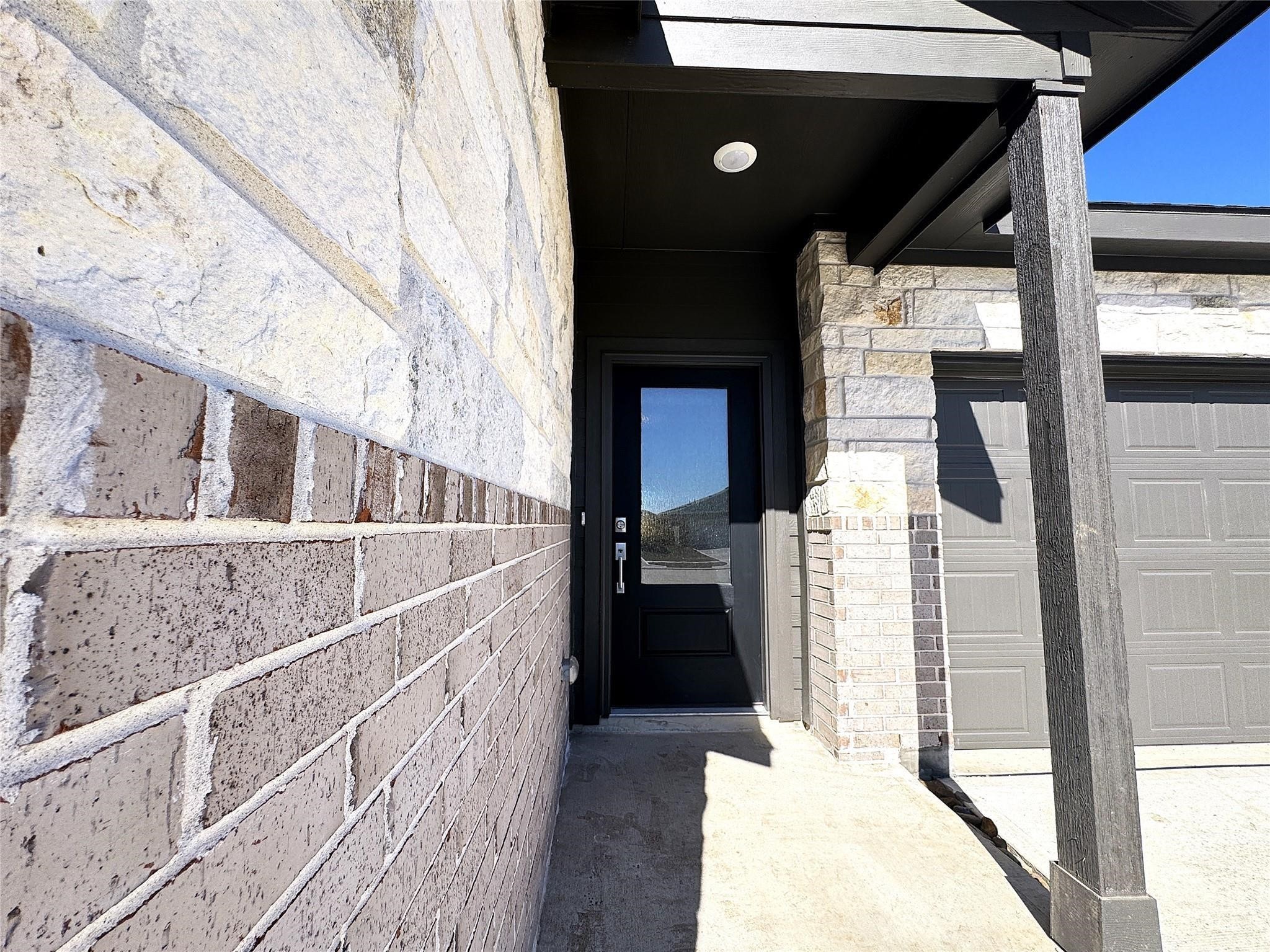 26606 Foxtail Fern Dr Property Photo 4