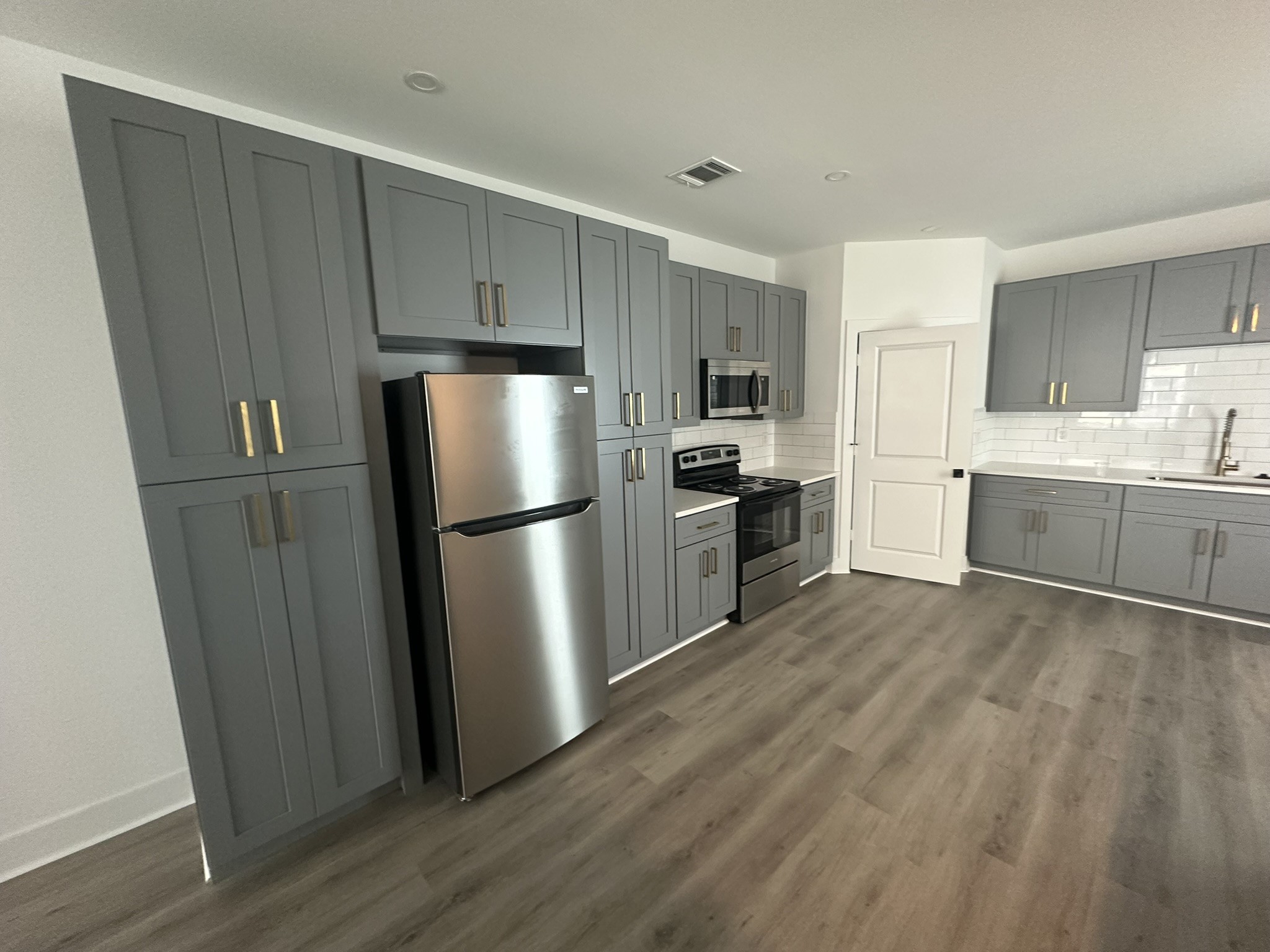 3251 Sauce Pan Way B Property Photo 3