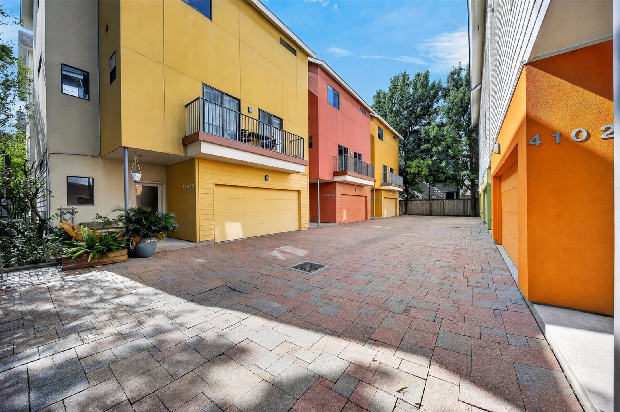 4106 Spencer Street A Property Photo 34