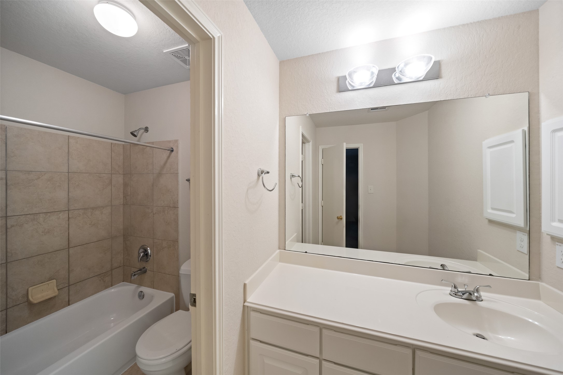 14822 Juniper Dale Court Property Photo 22