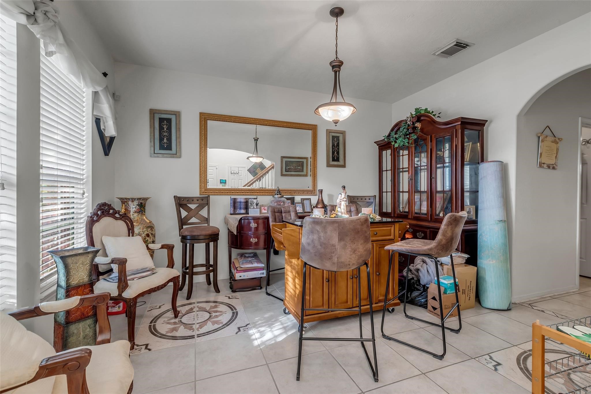 24639 Lakecrest Bend Drive Property Photo 5