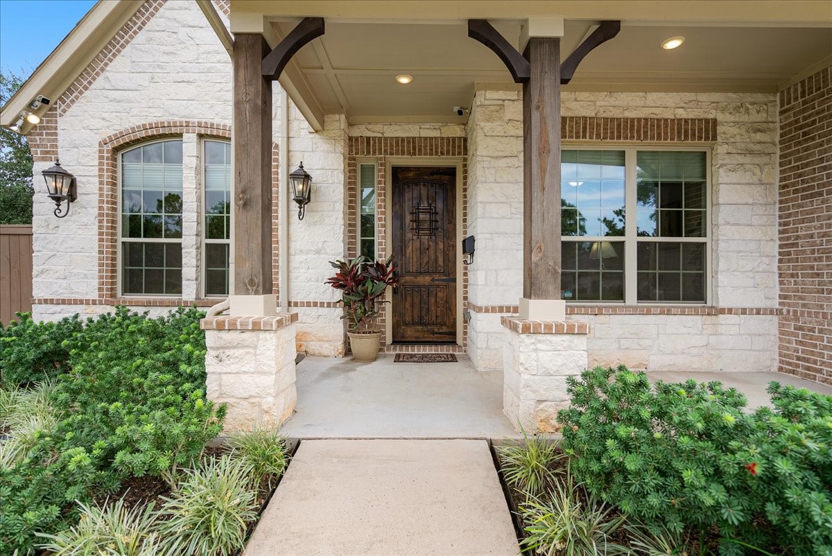 5501 Judalon Lane Property Photo 4