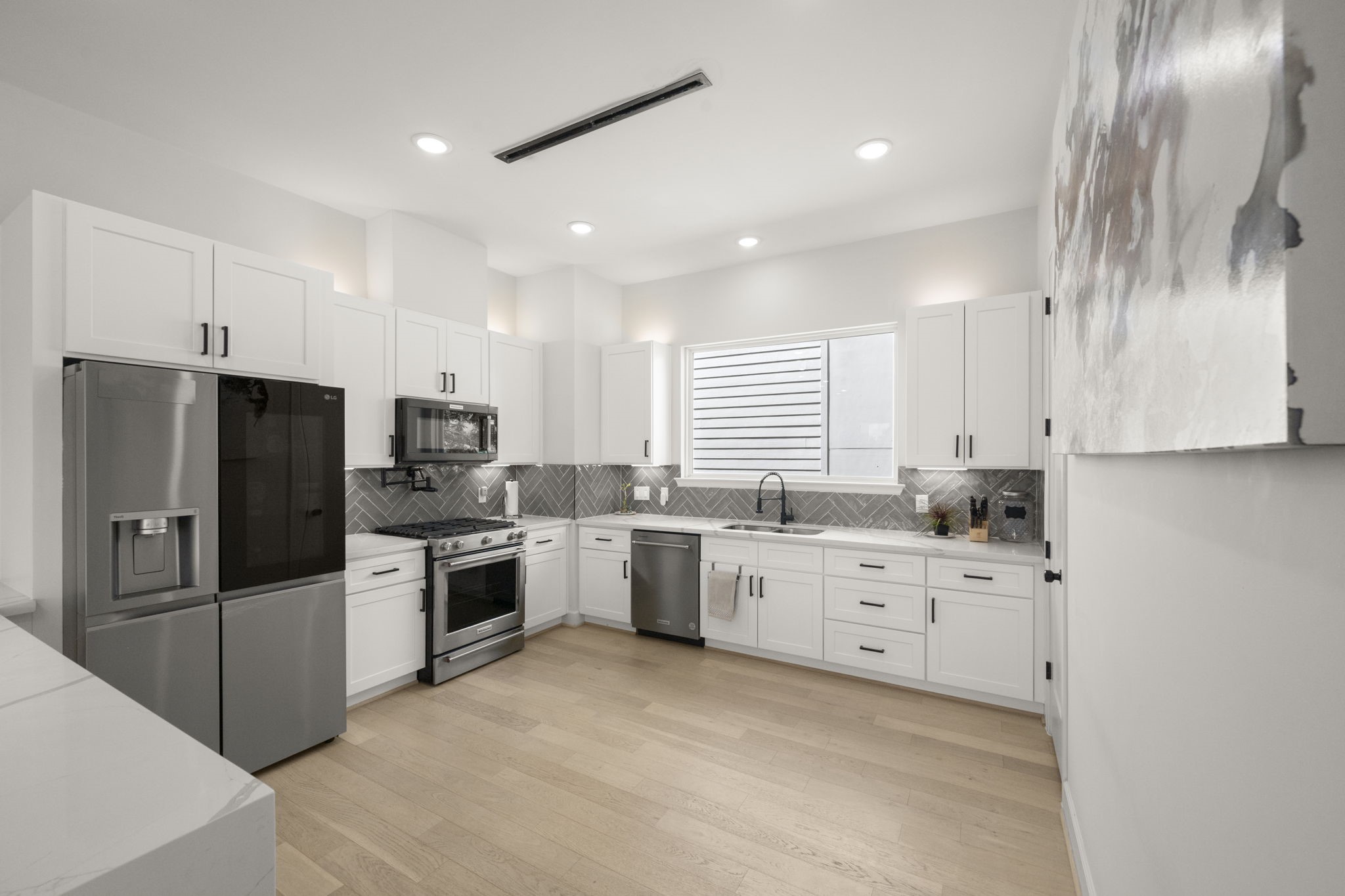 3022 Holman Street Property Photo 17
