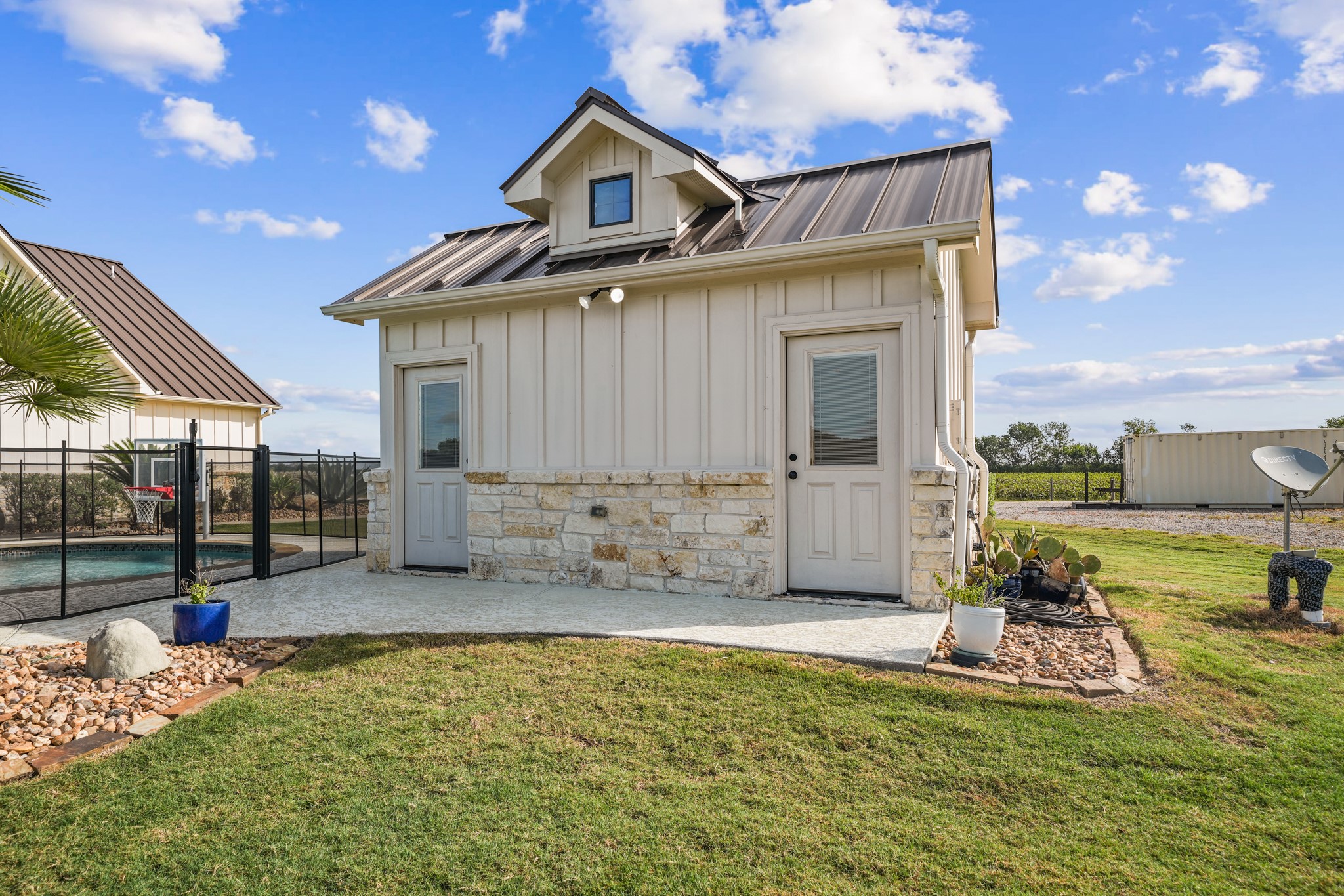 8441 Fairchild Road Property Photo 43