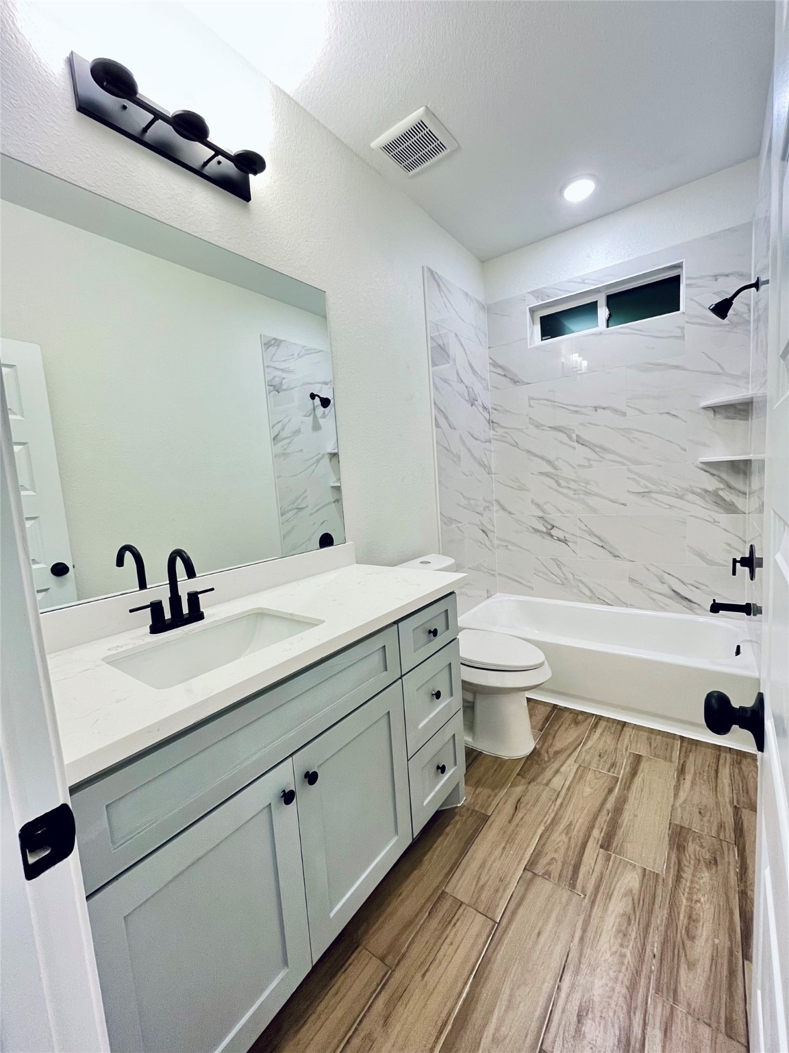 24994 Armagh Street Property Photo 15