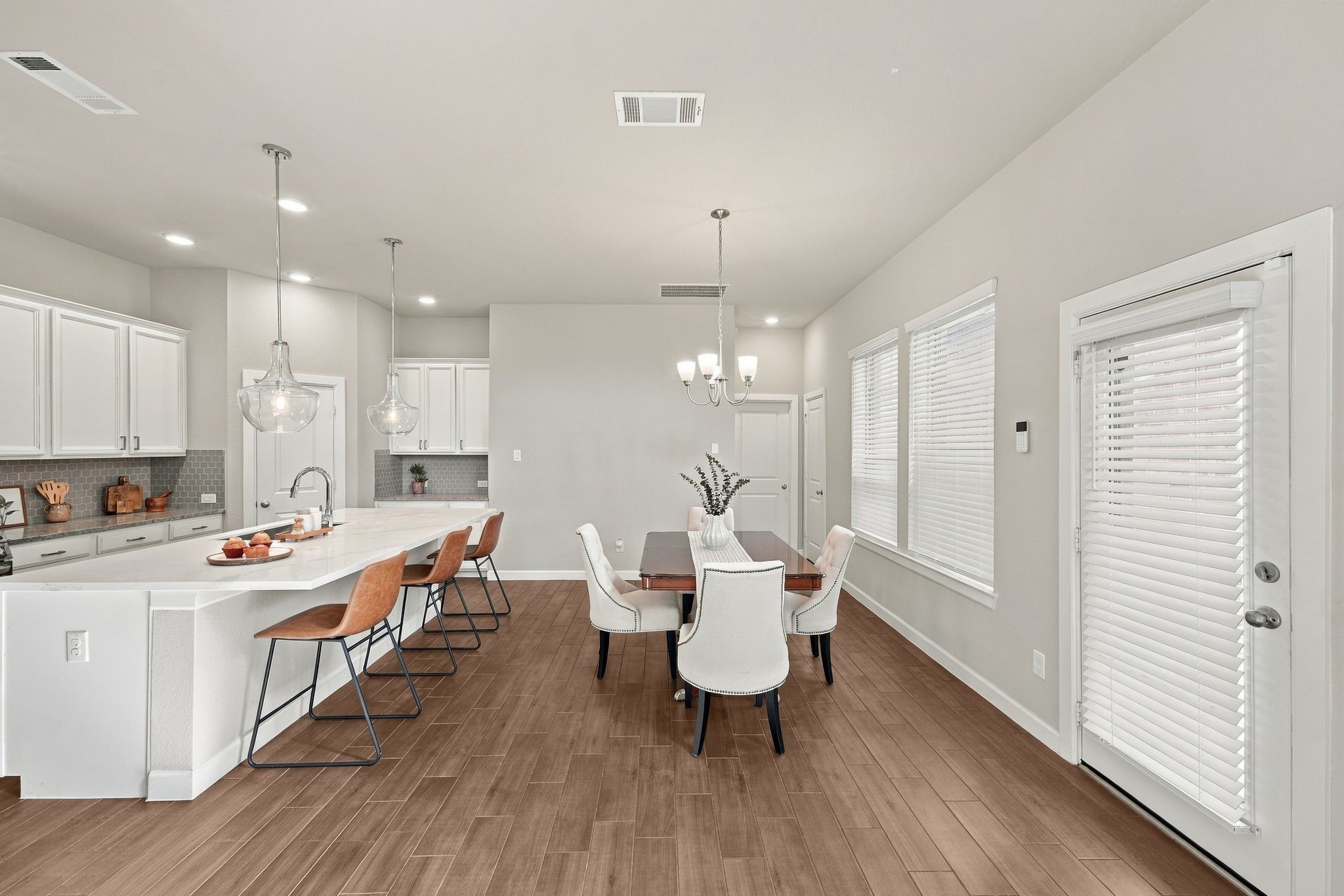 27022 Brighton Valley Way Sw Property Photo 13