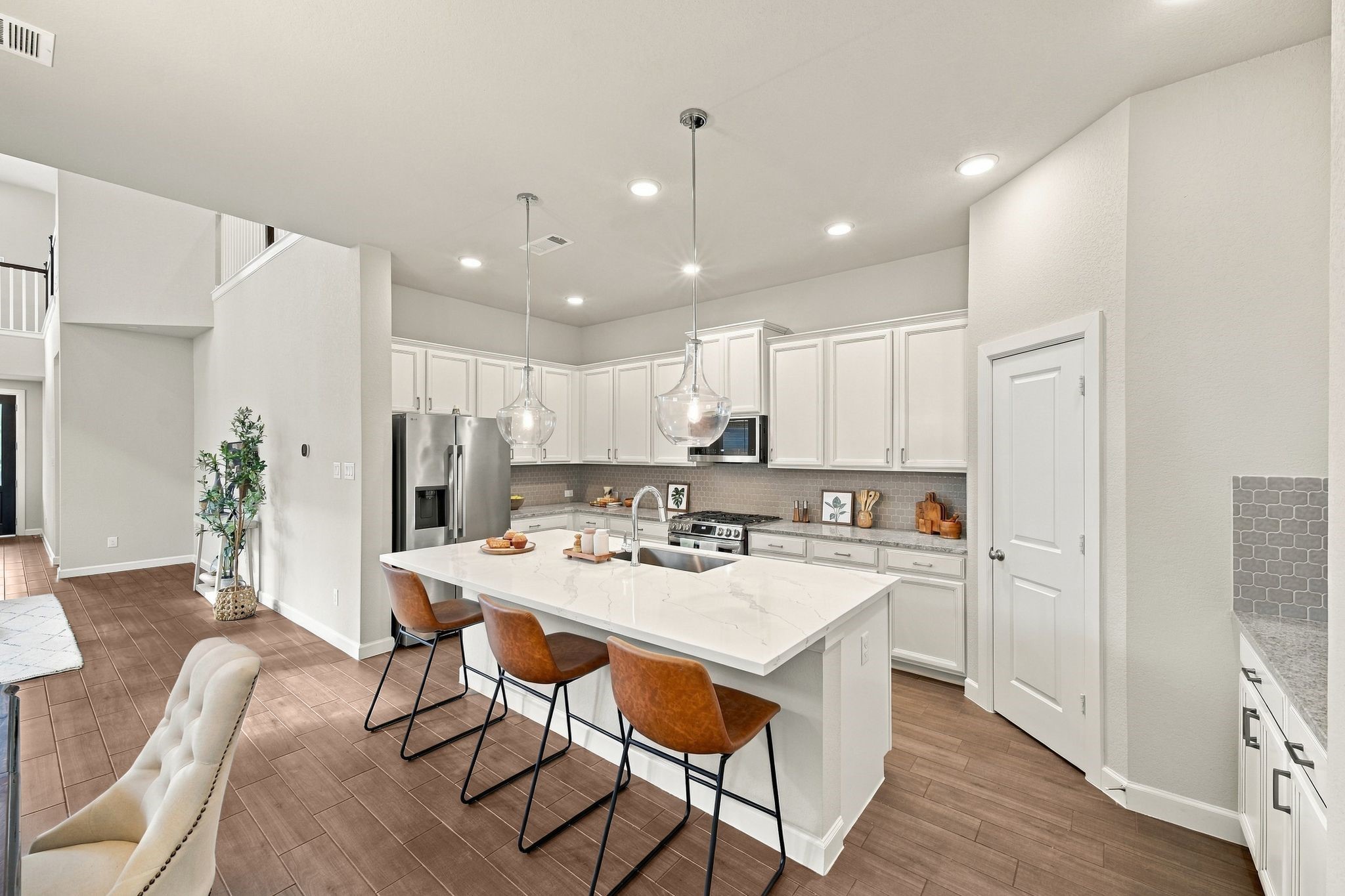 27022 Brighton Valley Way Sw Property Photo 16