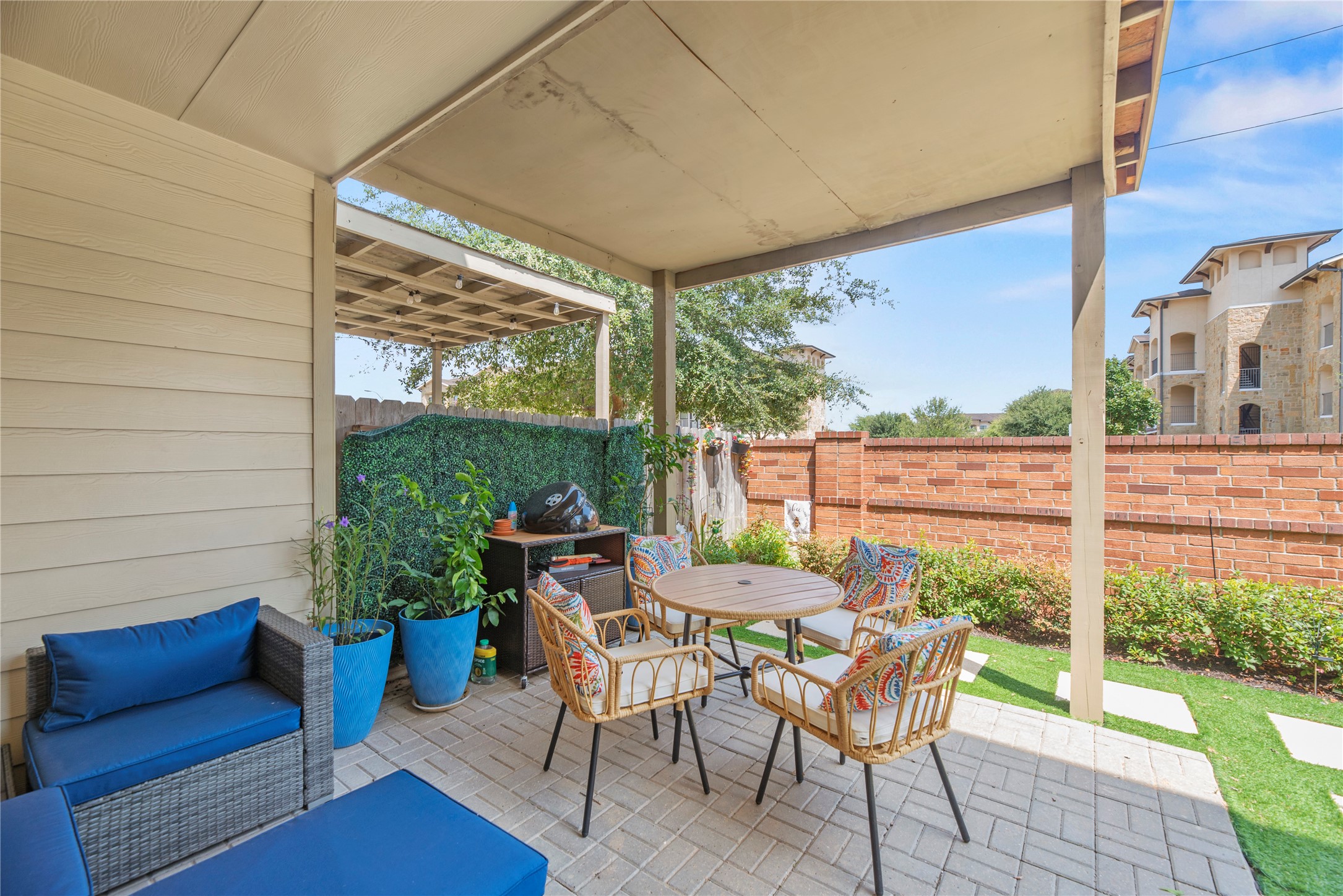 12214 La Strada Street Property Photo 21