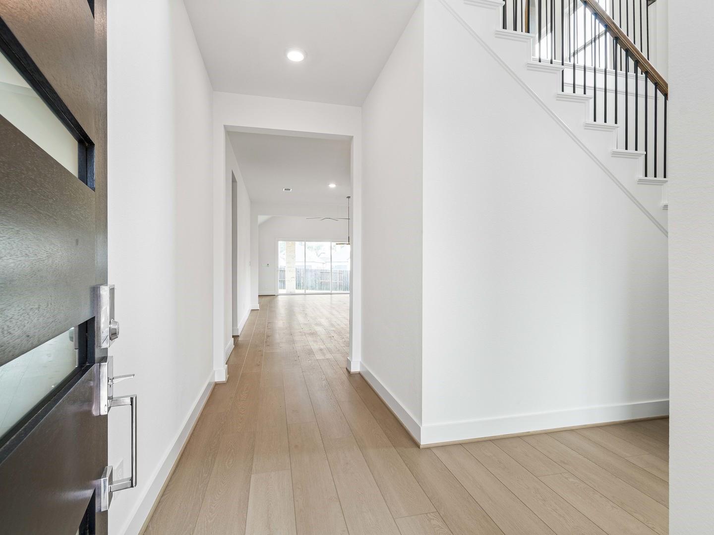 10743 Verdant Hill Property Photo 3