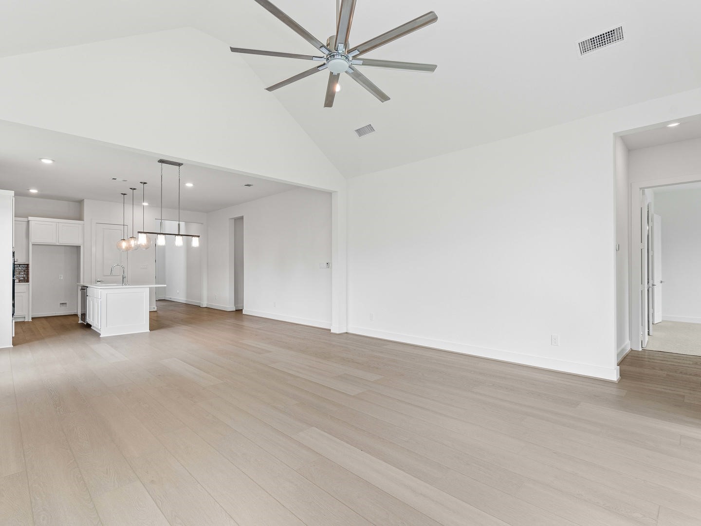 10743 Verdant Hill Property Photo 11