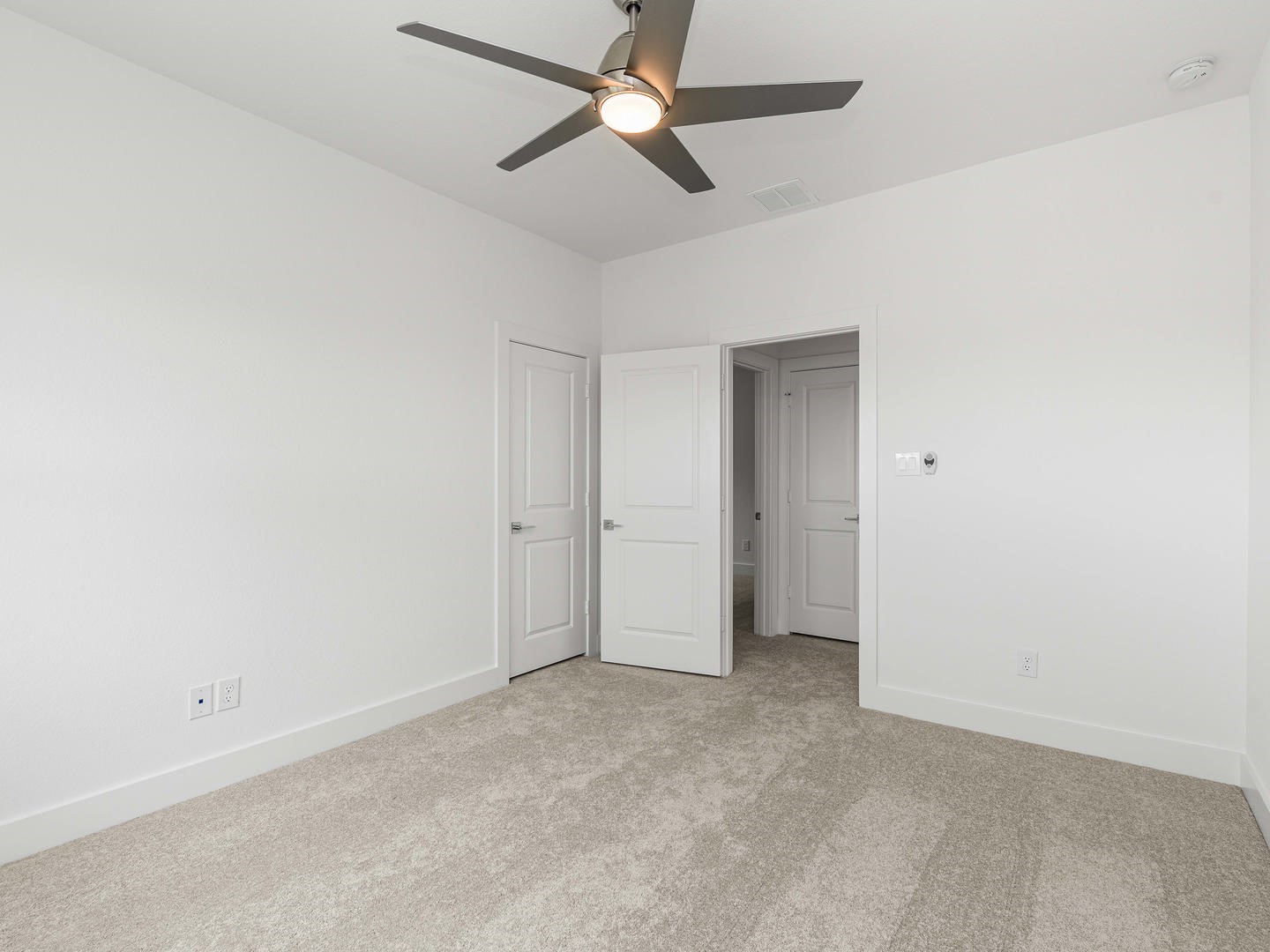 10743 Verdant Hill Property Photo 24