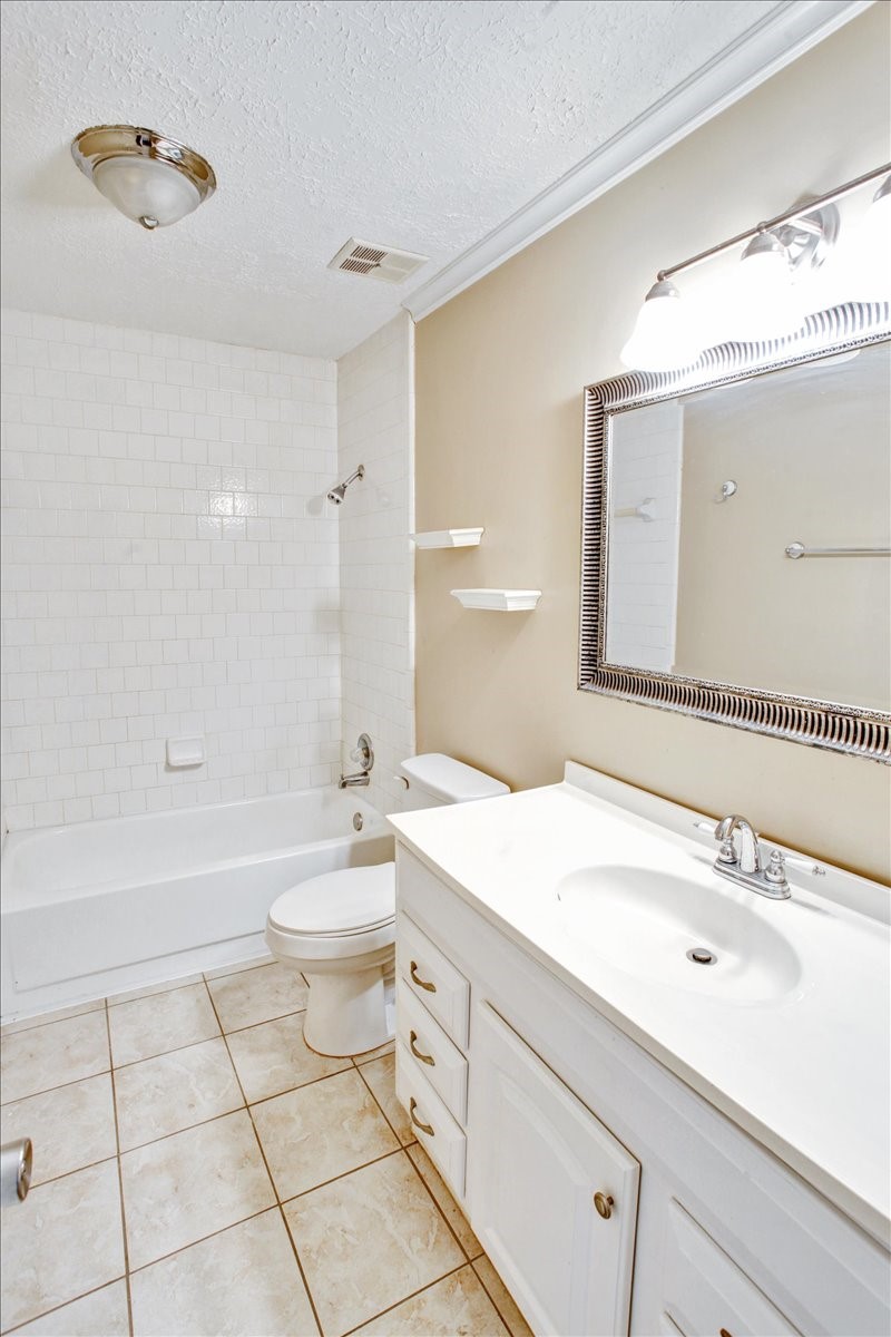 21506 Bluebonnet Meadow Lane Property Photo 6