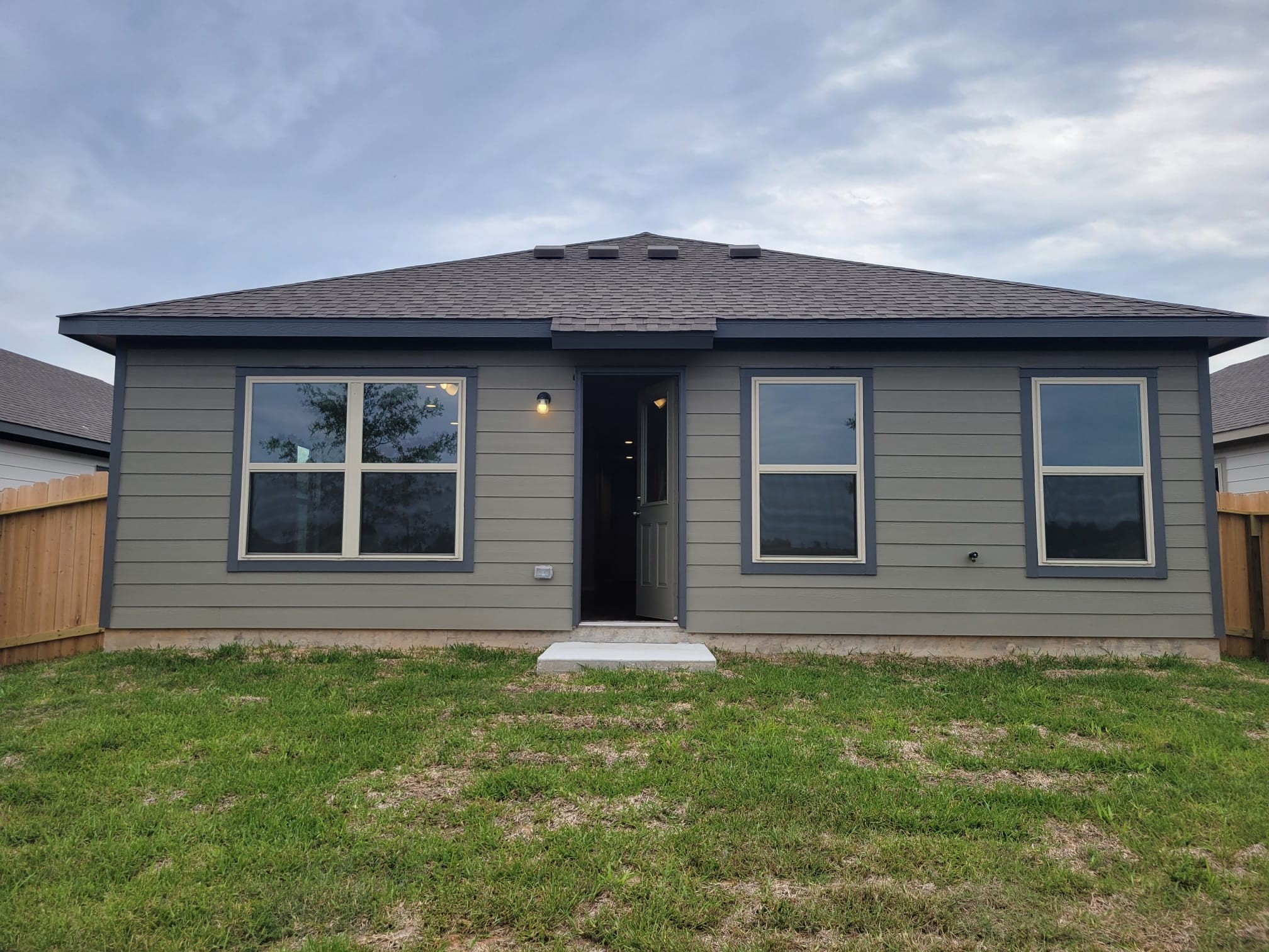 14930 Dane Ct Property Photo 18