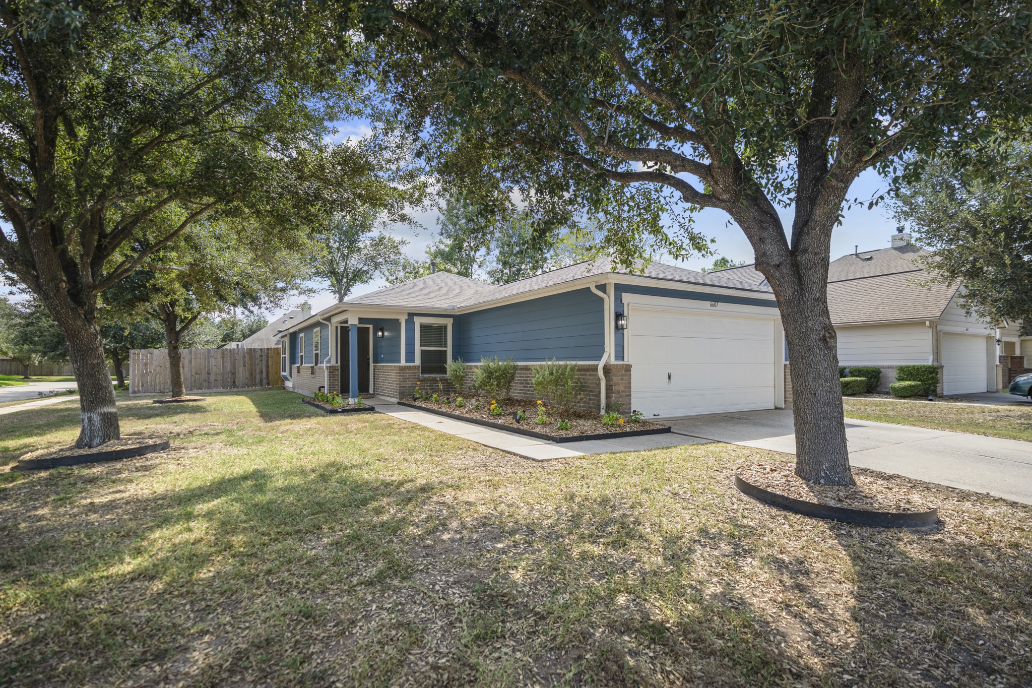 6607 Bluestone Springs Lane Property Photo 1