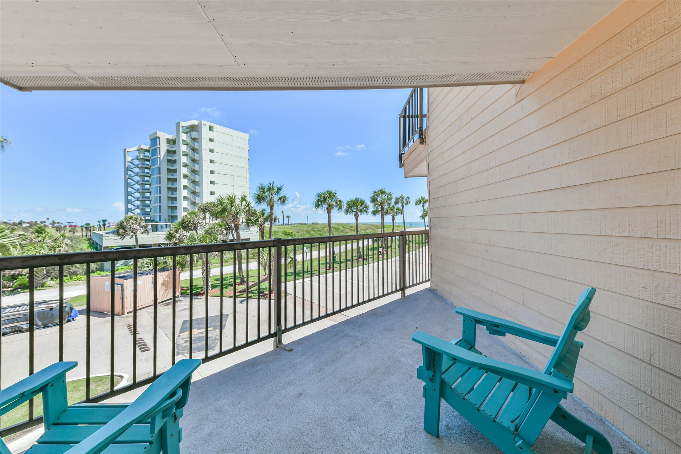 9520 Seawall Boulevard 122 Property Photo 17