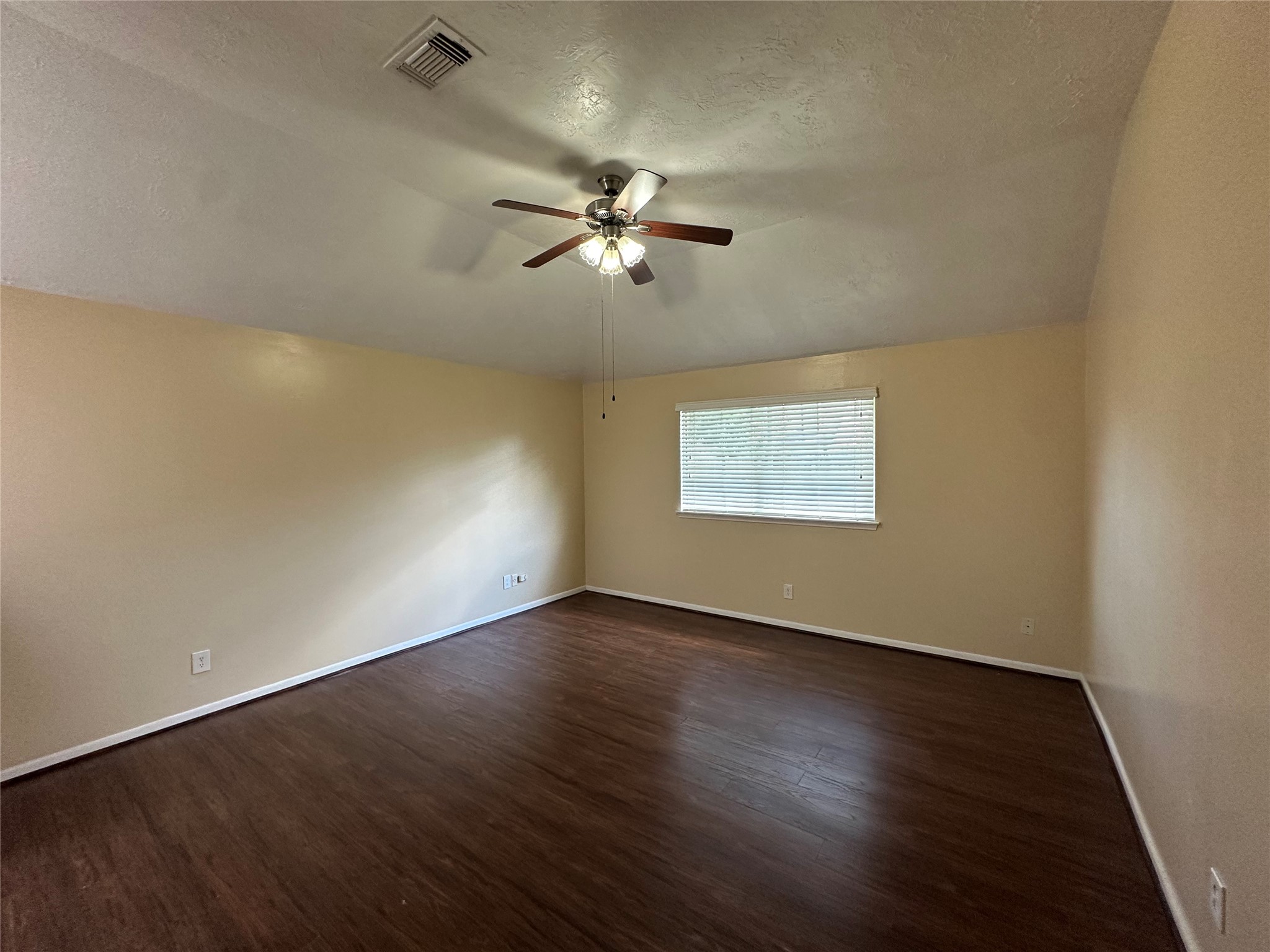 6610 Readsland Lane Property Photo 8