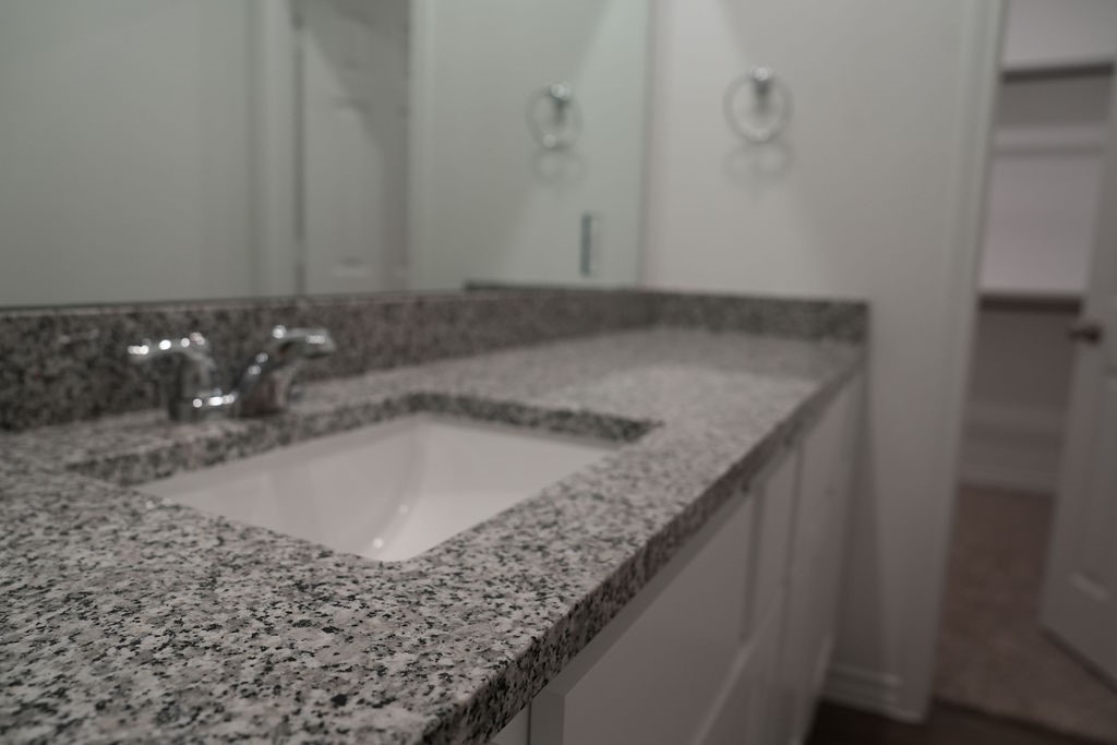 807 Stoney Point Lane Property Photo 9