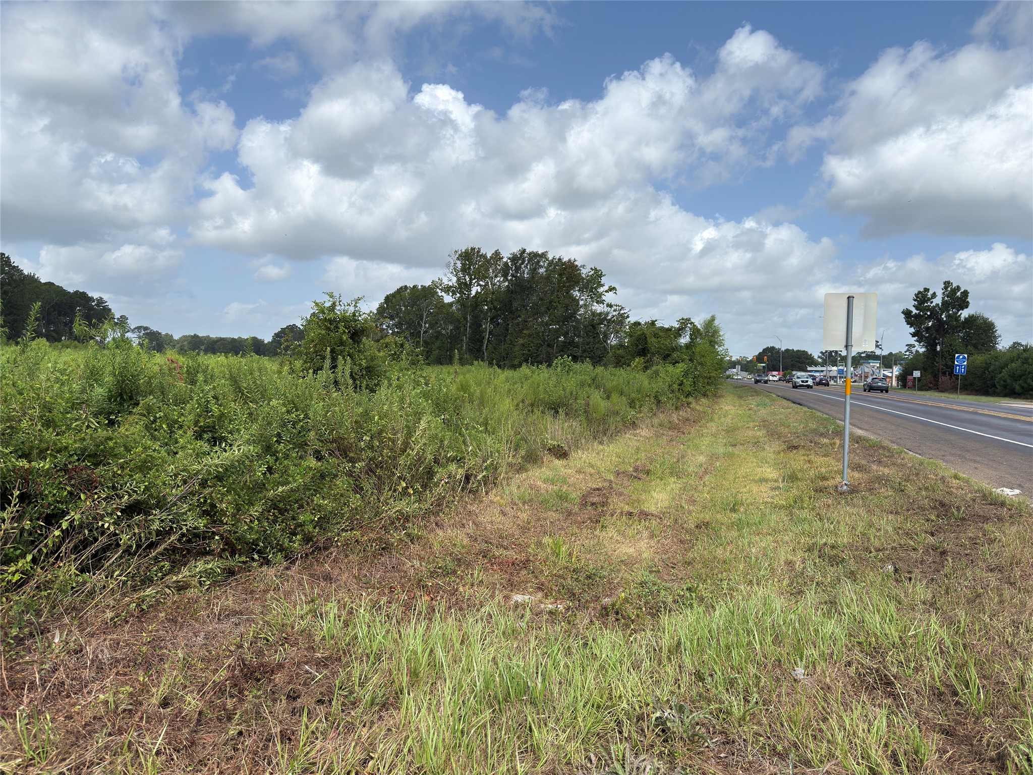 22867 Highway 321 Property Photo 3