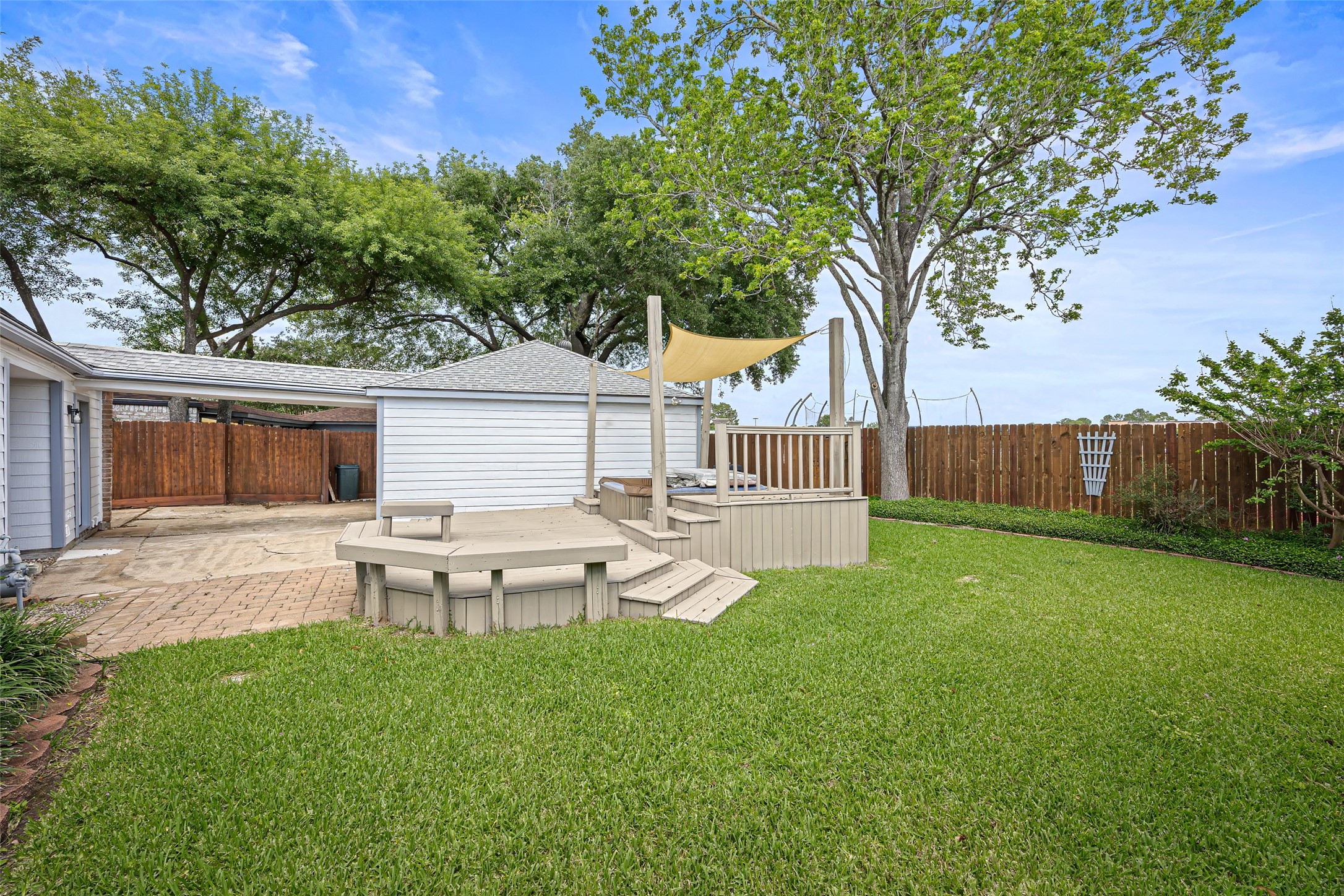 12210 Waldemar Drive Property Photo 29