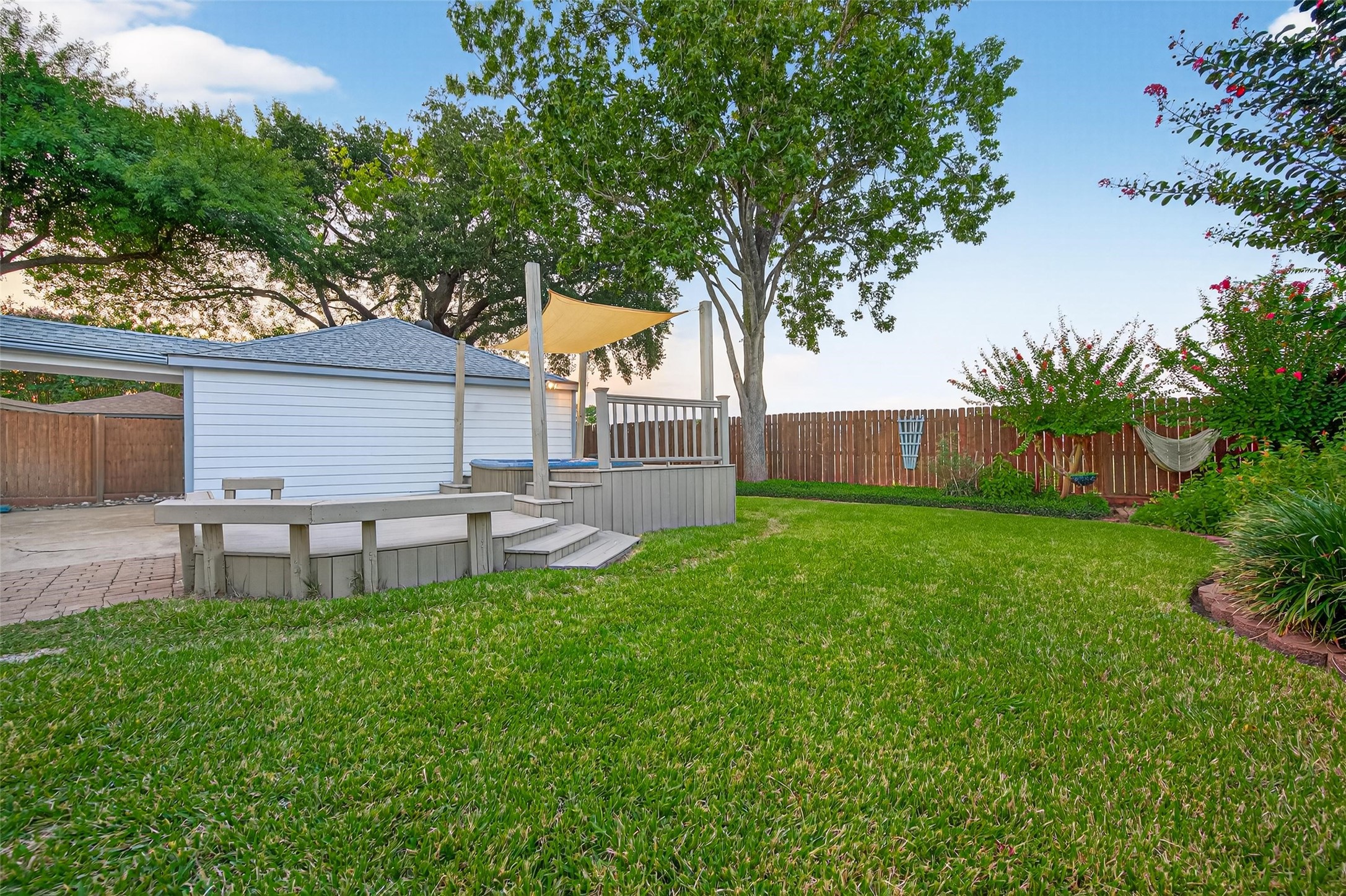 12210 Waldemar Drive Property Photo 31