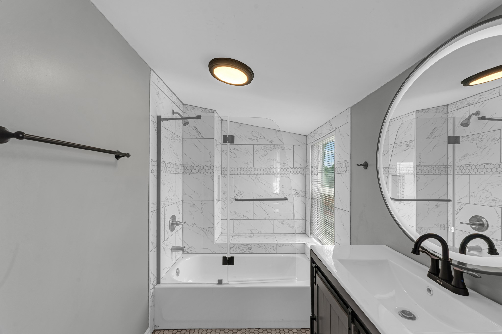 5534 Hillman Street Property Photo 12
