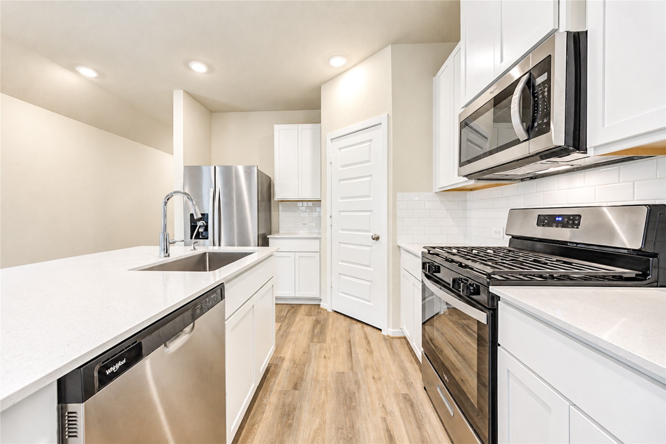 18539 Landing Meadows Lane Property Photo 4
