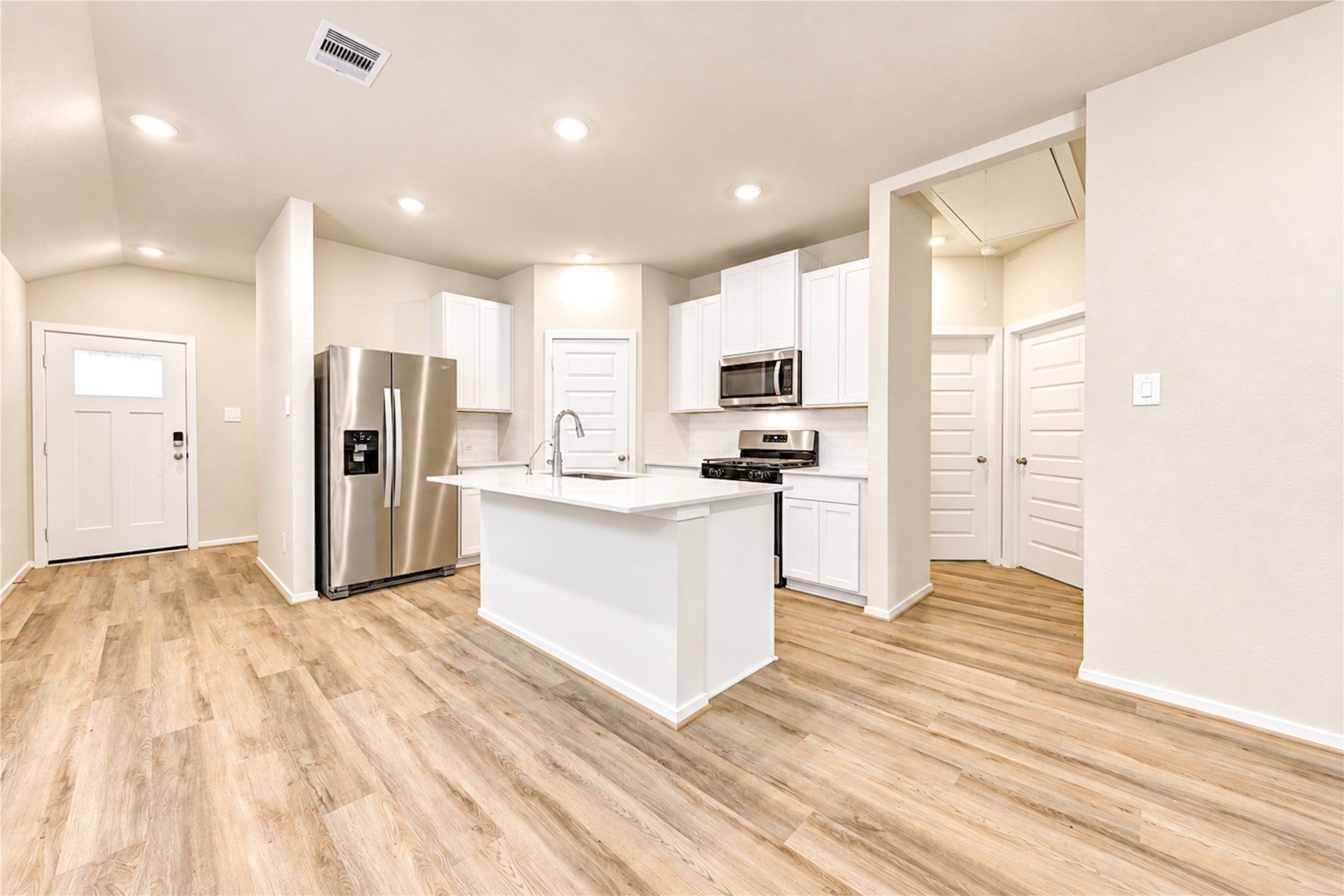 18539 Landing Meadows Lane Property Photo 10