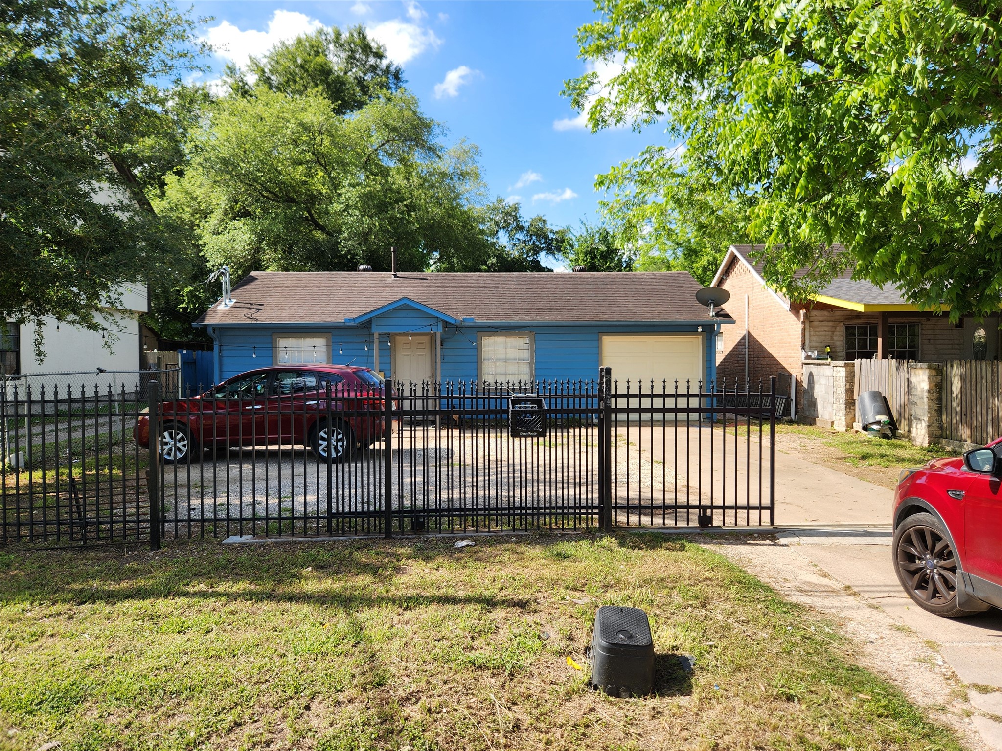 1716 Roxella Street Property Photo 1